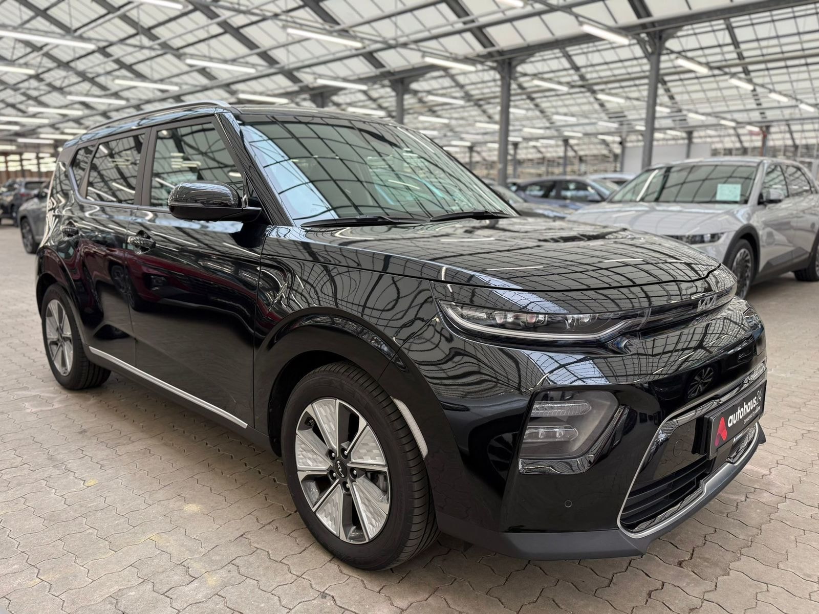 Kia Soul Kleinbus / Van KIA e-Soul 150kW Inspiration Schräghecklimousine #1