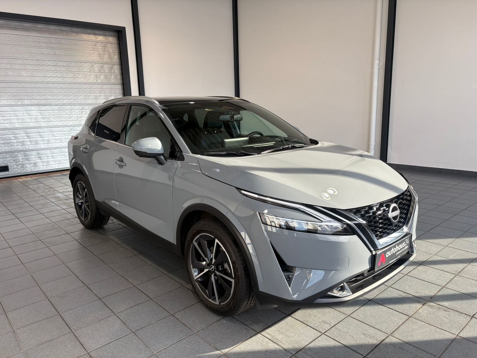 Nissan Qashqai SUV / Crossover / Geländewagen NISSAN Qashqai 1.3 DIG-T MHEV 158PS Xtronic Tekna Crossover #1