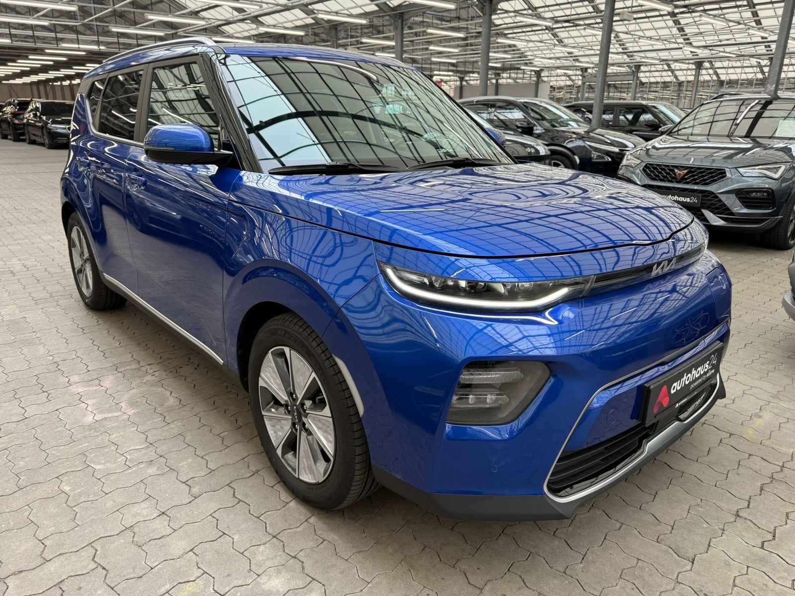 Kia Soul Kleinbus / Van KIA e-Soul 150kW Inspiration Schräghecklimousine #1