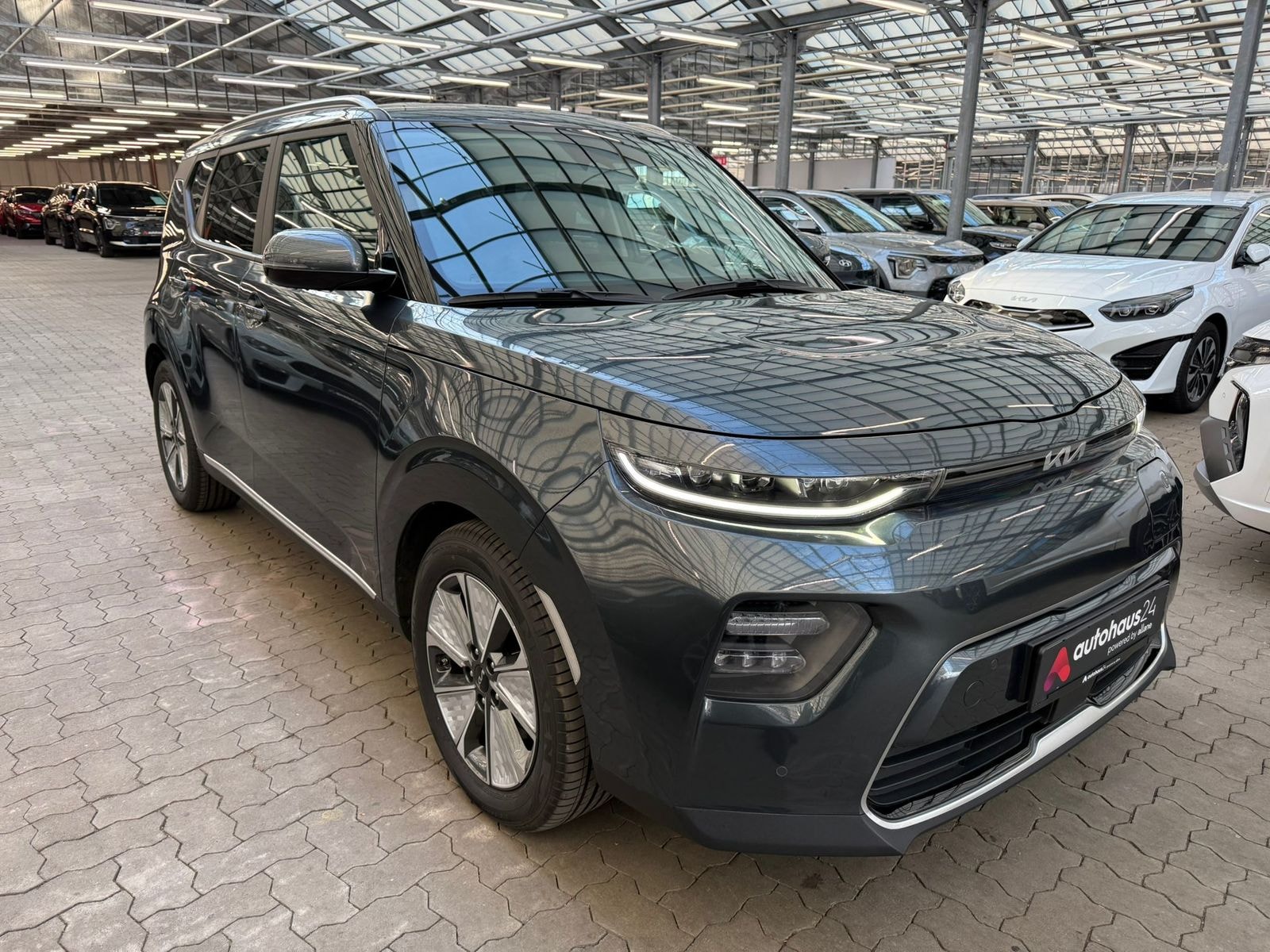 Kia Soul SUV / Crossover / Geländewagen KIA e-Soul 150kW Inspiration Schräghecklimousine #1