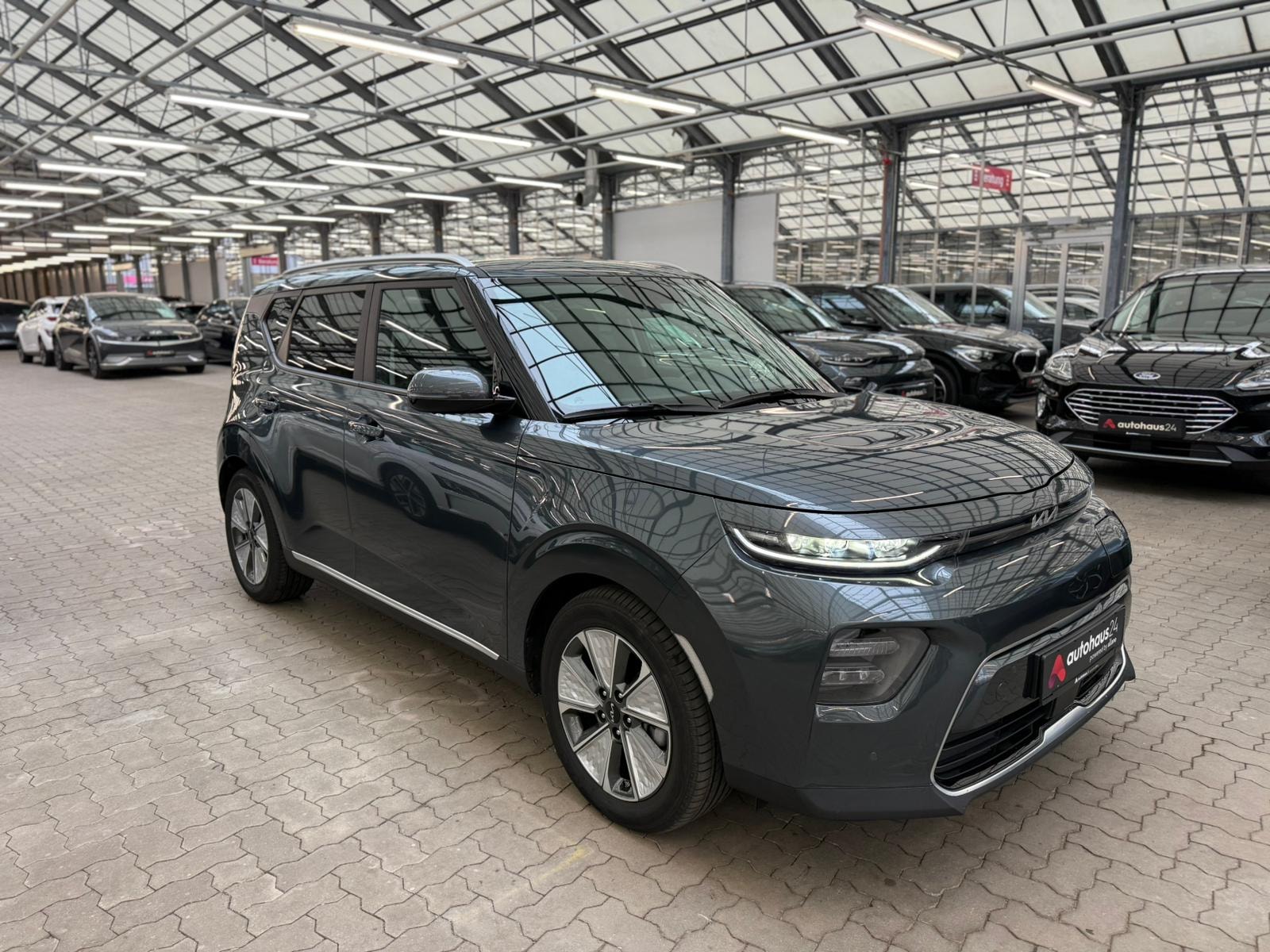 Kia Soul SUV / Crossover / Geländewagen KIA e-Soul 150kW Inspiration Schräghecklimousine #1