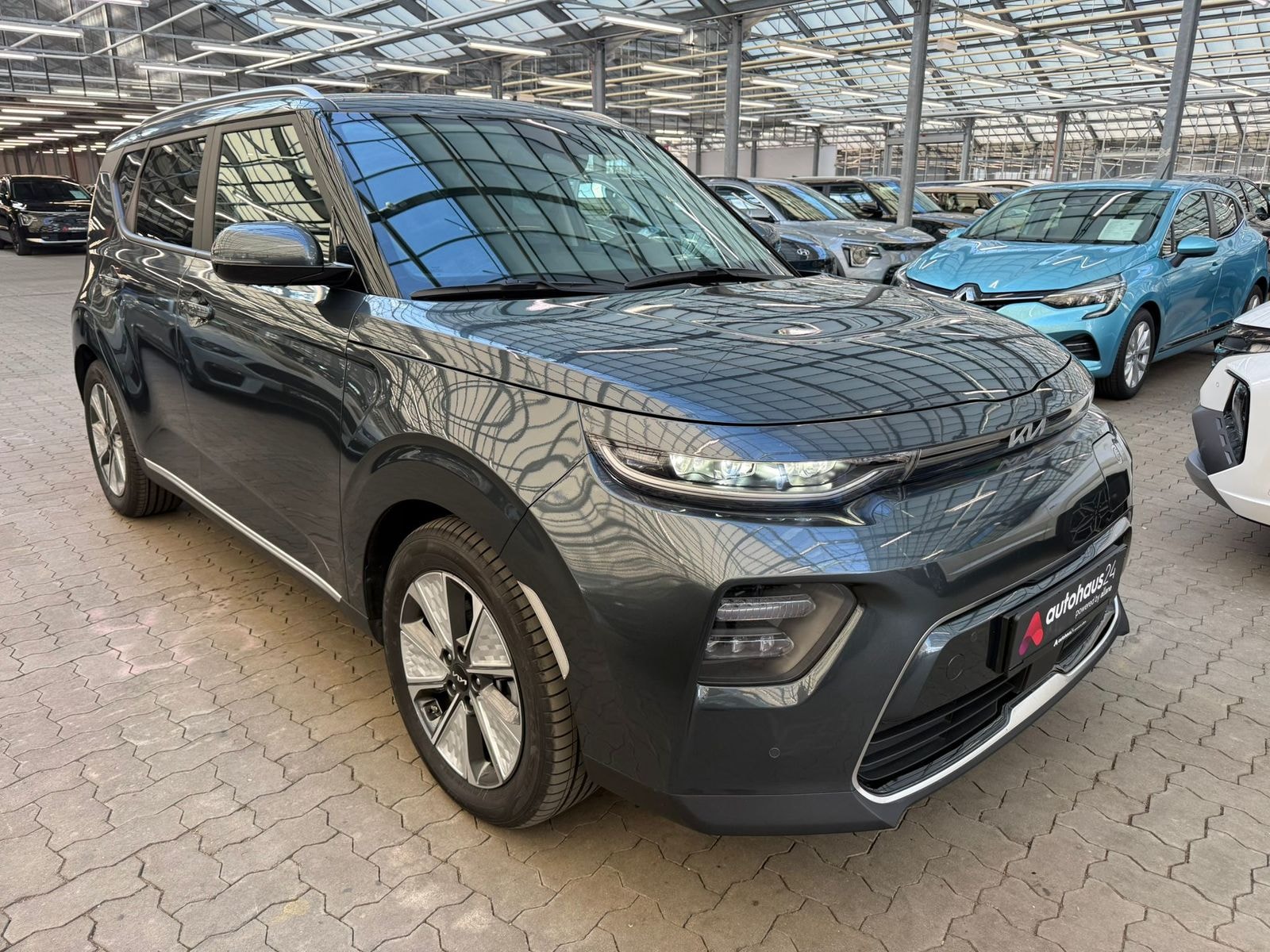 Kia Soul SUV / Crossover / Geländewagen KIA e-Soul 150kW Inspiration Schräghecklimousine #1