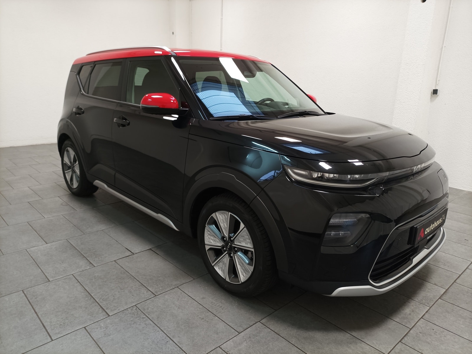 Kia Niro Kleinbus / Van KIA e-Soul 150kW Inspiration Schräghecklimousine #1