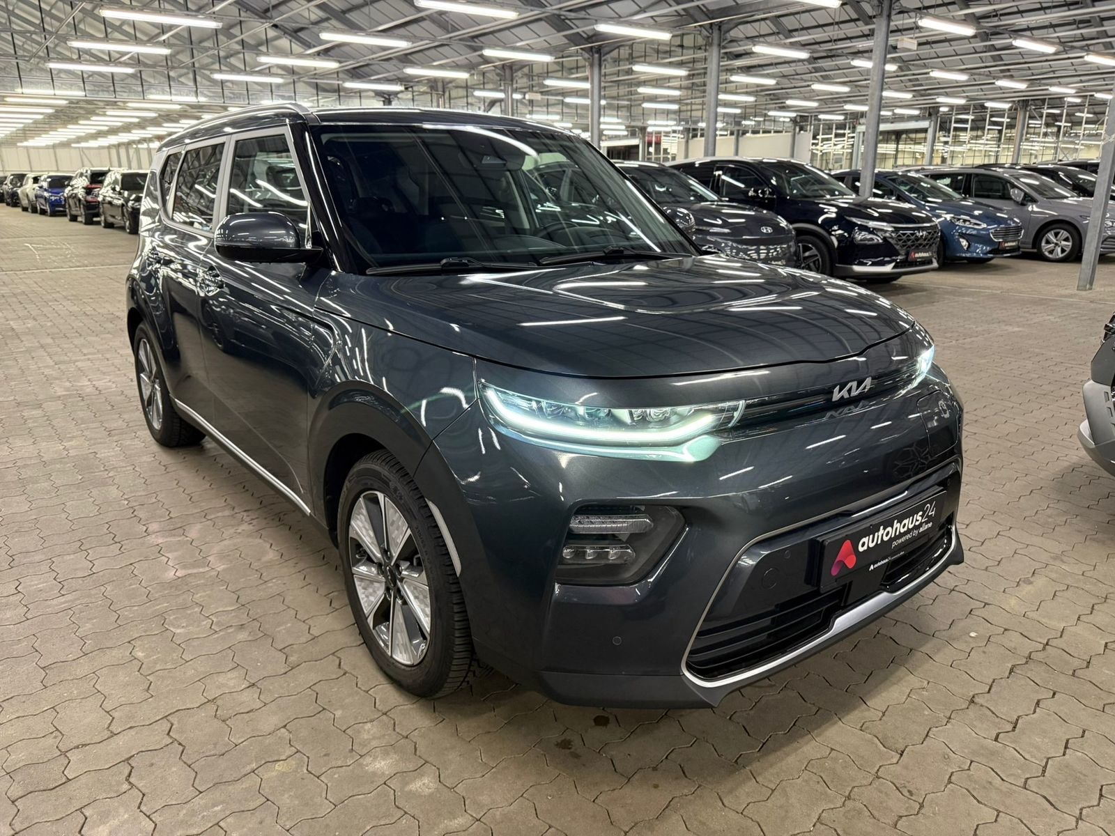 Kia Soul Kleinbus / Van KIA e-Soul 150kW Inspiration Schräghecklimousine #1