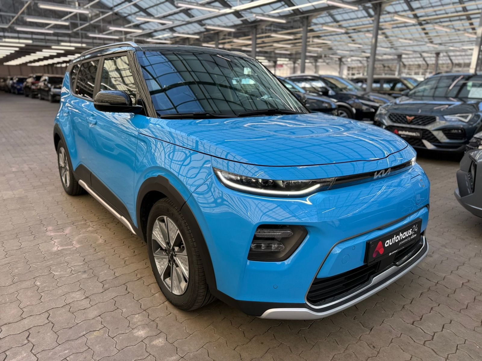 Kia Soul Kleinbus / Van KIA e-Soul 150kW Inspiration Schräghecklimousine #1