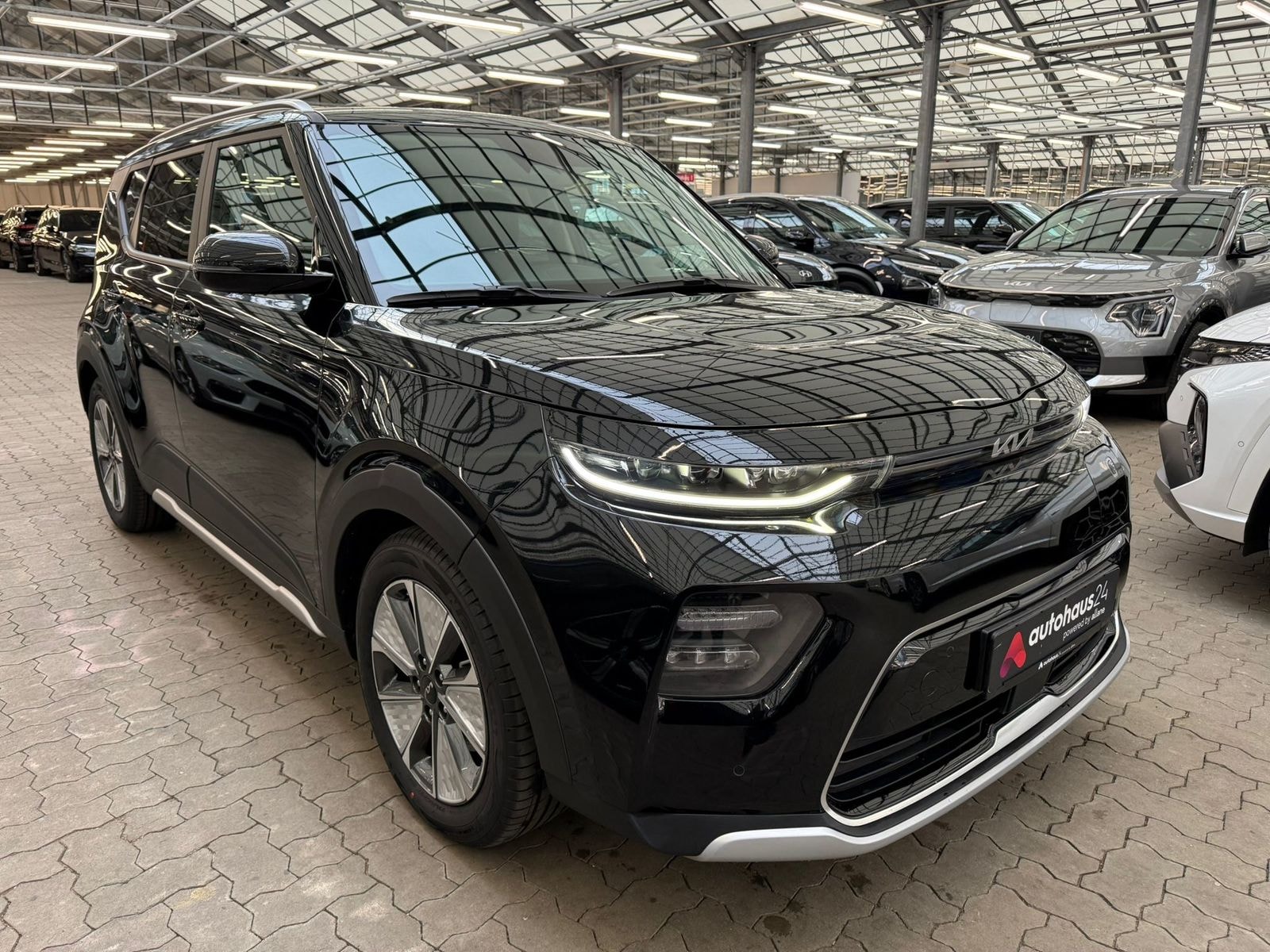 Kia Soul Kleinbus / Van KIA e-Soul 150kW Inspiration Schräghecklimousine #1