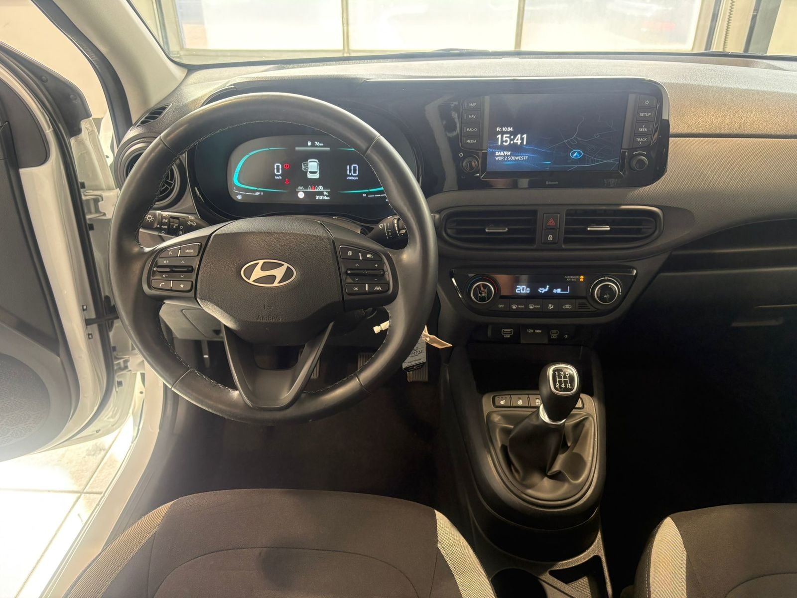 Hyundai i10 Schräghecklimousine i10 1.0 Trend #9