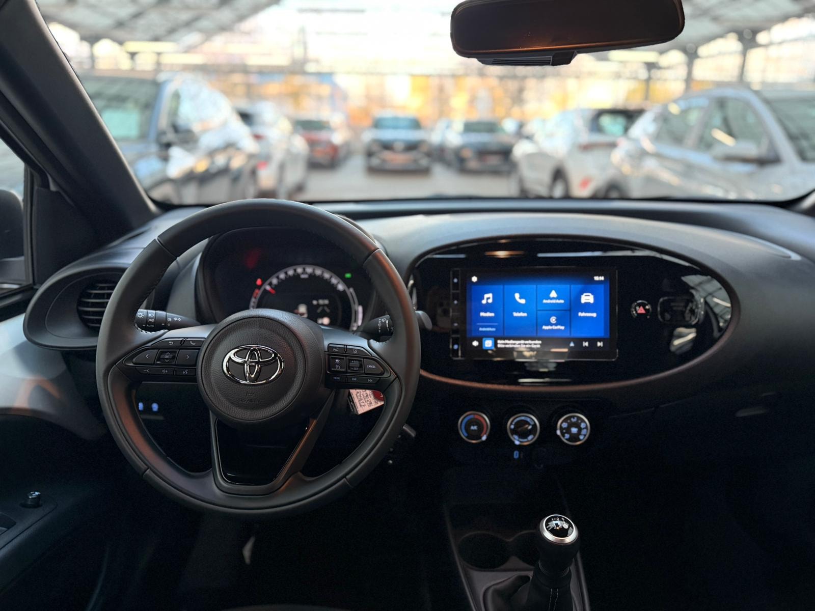 Toyota Aygo Schräghecklimousine Aygo X 1.0 VVT-i Play #11