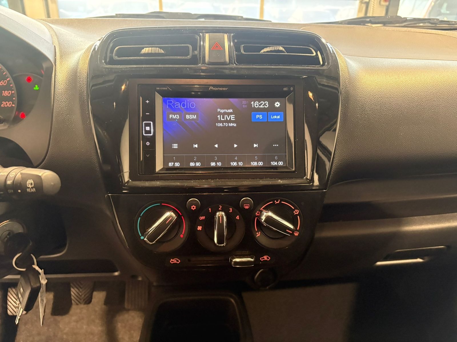 Mitsubishi Space Star Schräghecklimousine Space Star 1.2 Select (EURO 6d) #11