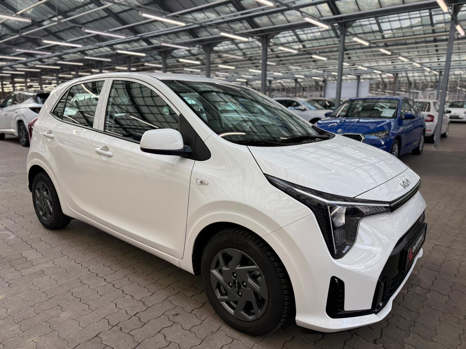 Kia Picanto Limousine KIA Picanto 1.0 Vision Schräghecklimousine #1