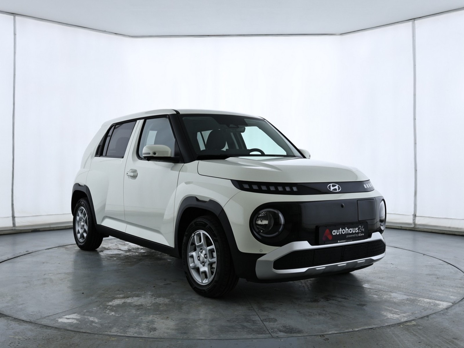 Hyundai Inster SUV / Crossover / Geländewagen HYUNDAI Inster 42 kWh Trend Sports Utility Vehicle #1