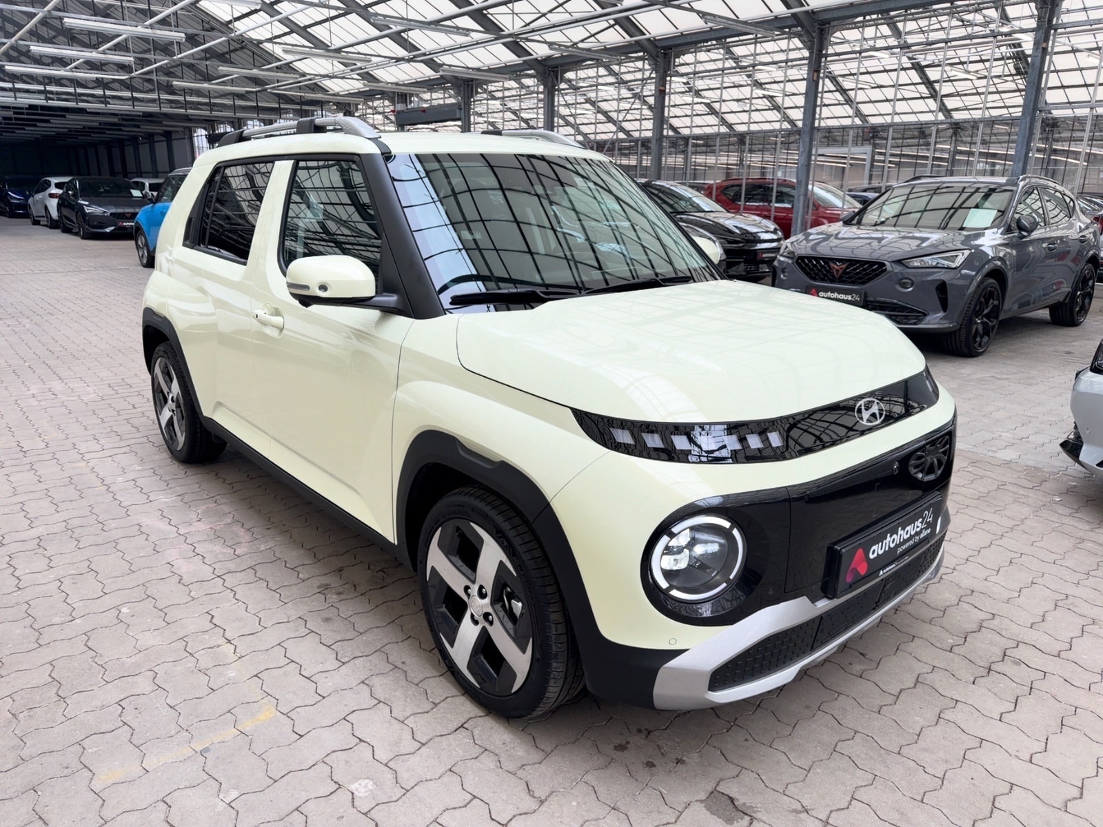 Hyundai Inster Schräghecklimousine HYUNDAI Inster 49 kWh Prime Sports Utility Vehicle #1