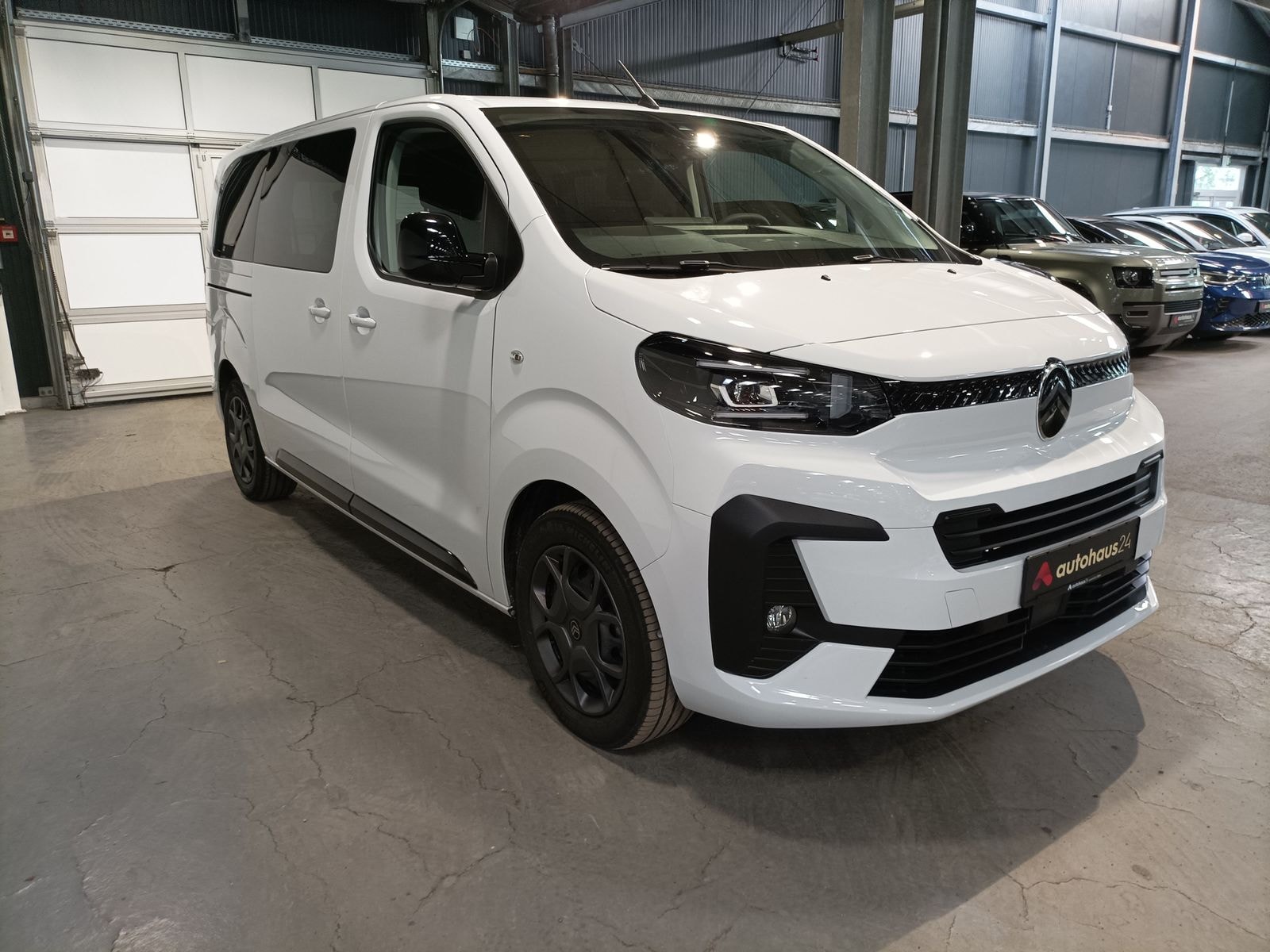 Citroën SpaceTourer Kleinbus / Van CITROEN SpaceTourer 2.0 BlueHDi 180 M Plus EAT8 Van #1