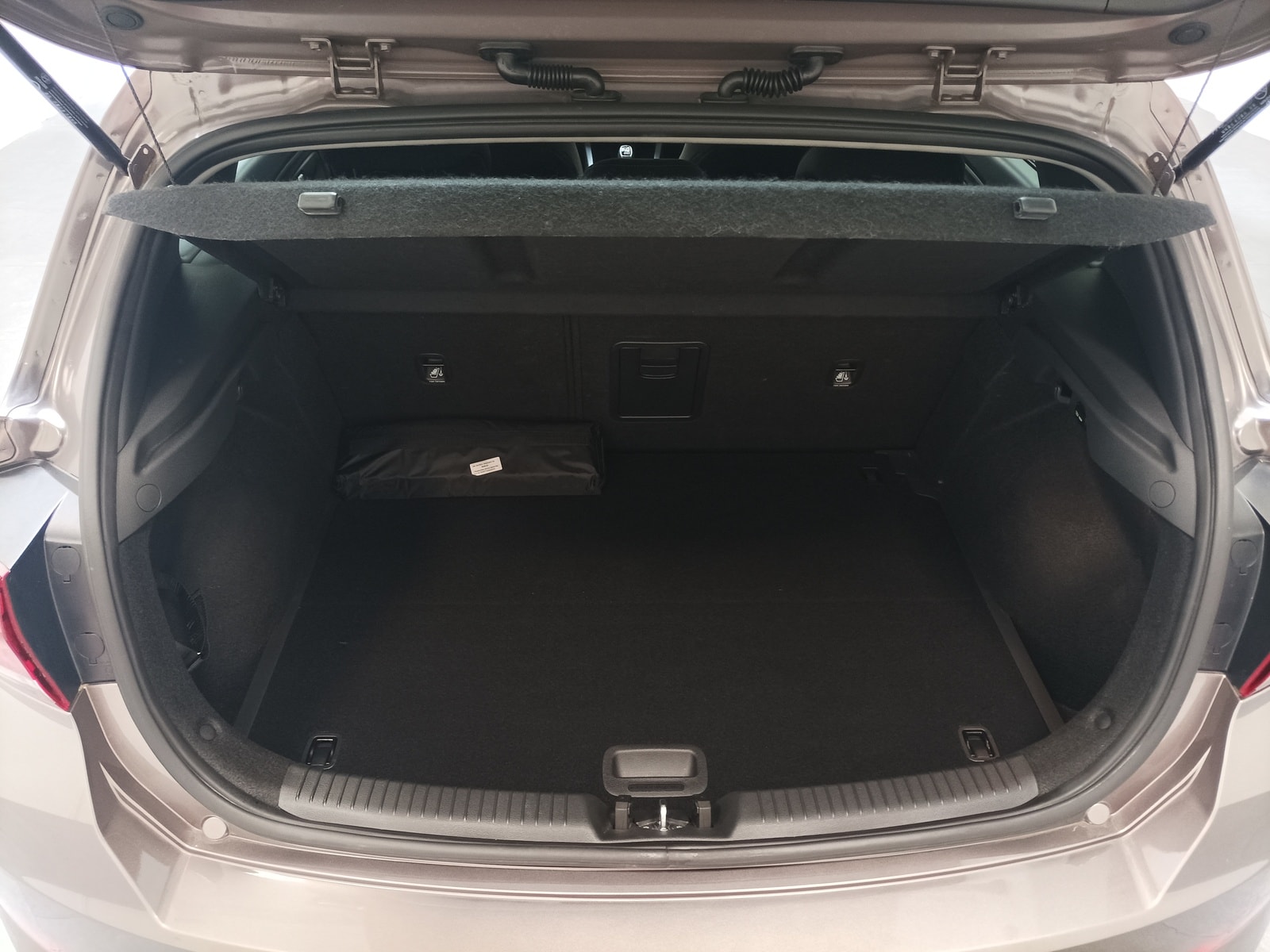 Hyundai i30 Limousine i30 1.0 T-GDI Ed. 30+ (EURO 6d)(OPF) #6