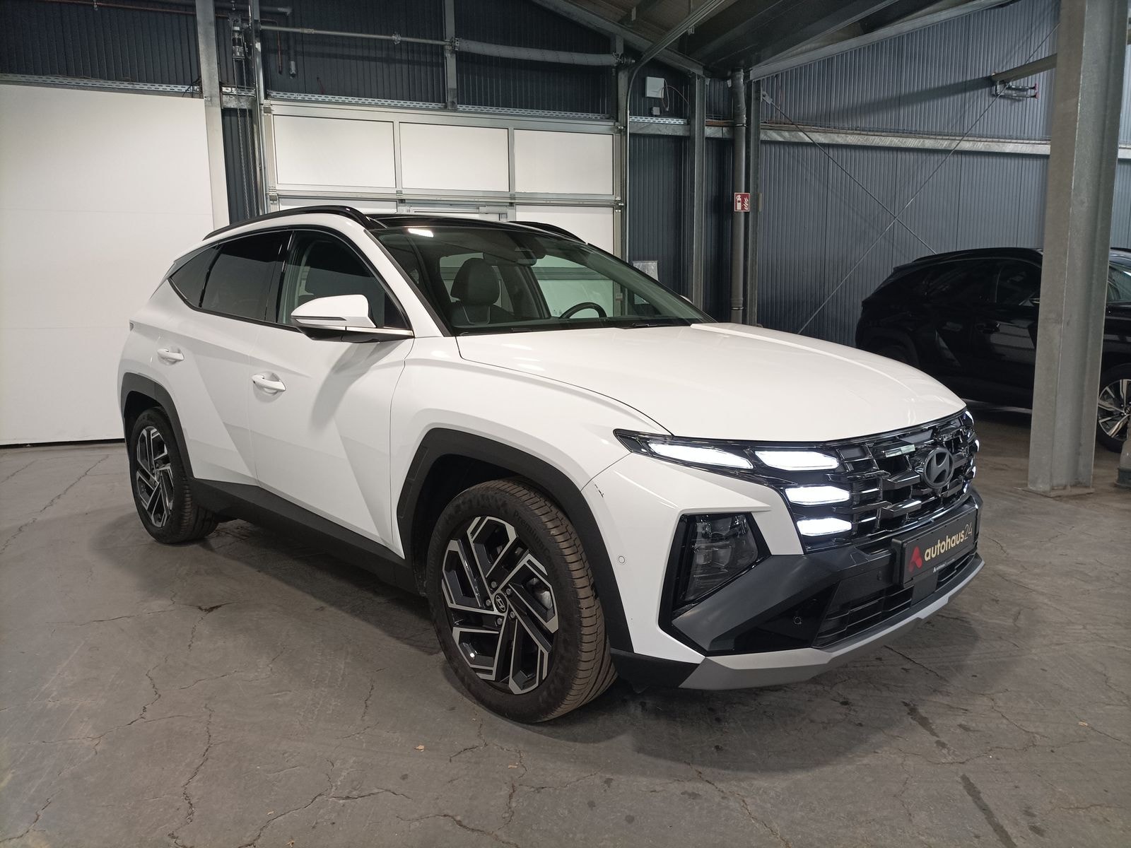 Hyundai Tucson SUV / Crossover / Geländewagen HYUNDAI Tucson 1.6 CRDi 48V Prime DCT 4WD Sports Utility Vehicle #1