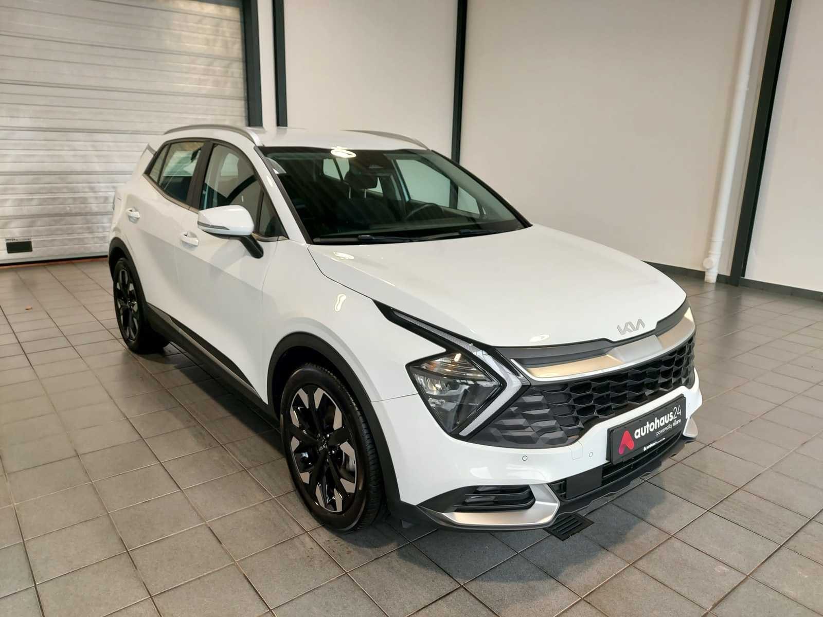 Kia Sportage SUV / Crossover / Geländewagen KIA Sportage 1.6 T-GDI Plug-in Hybrid Auto Vision AWD Sports Utility Vehicle #1