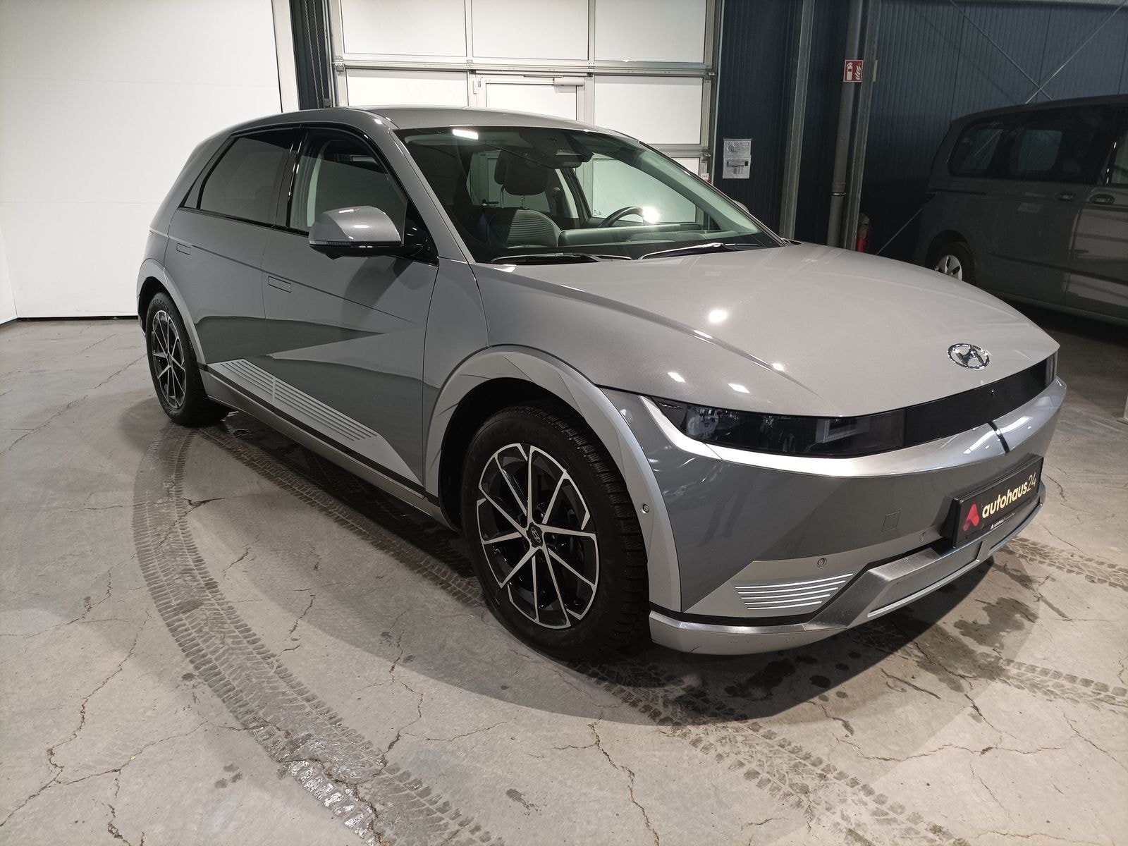 Hyundai IONIQ 5 Limousine HYUNDAI IONIQ 5 72,6 kWh 160 kW Heckantrieb Sports Utility Vehicle #1