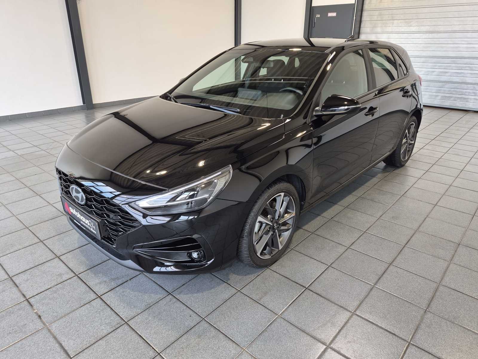 Hyundai i30 Limousine i30 1.5 T-GDI Advantage Mild-Hybrid (EURO 6e)(OPF) #3