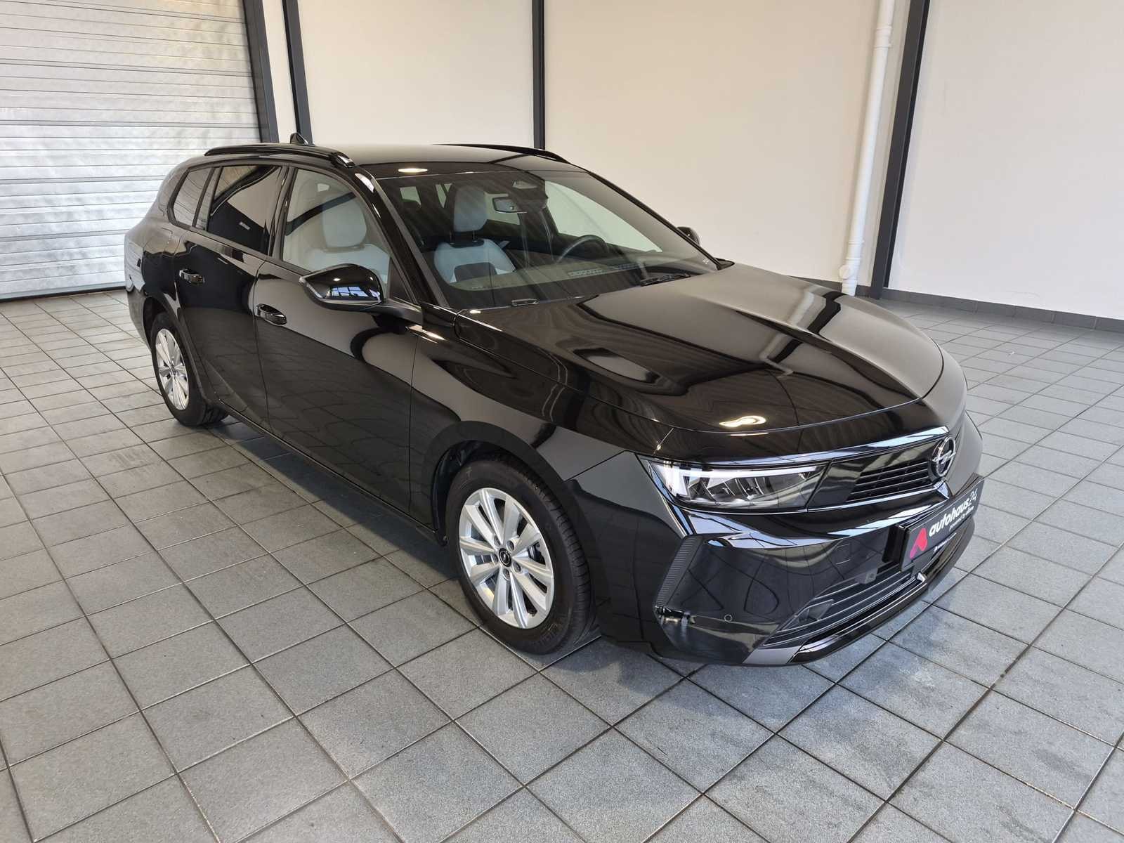 Opel Astra Kombi OPEL Astra ST 1.2 Turbo 96kW Edition Auto Kombi #1