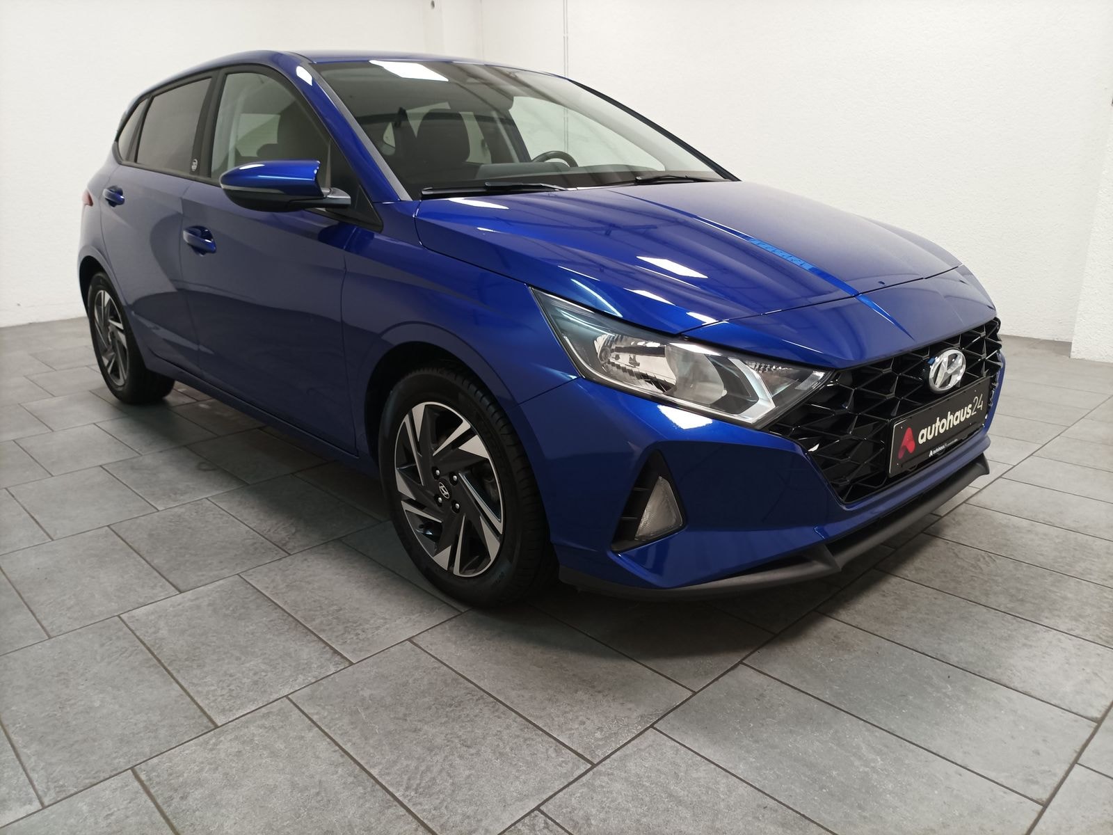 Hyundai i20 Limousine HYUNDAI i20 1.0 T-GDI 74kW Select Schräghecklimousine #1