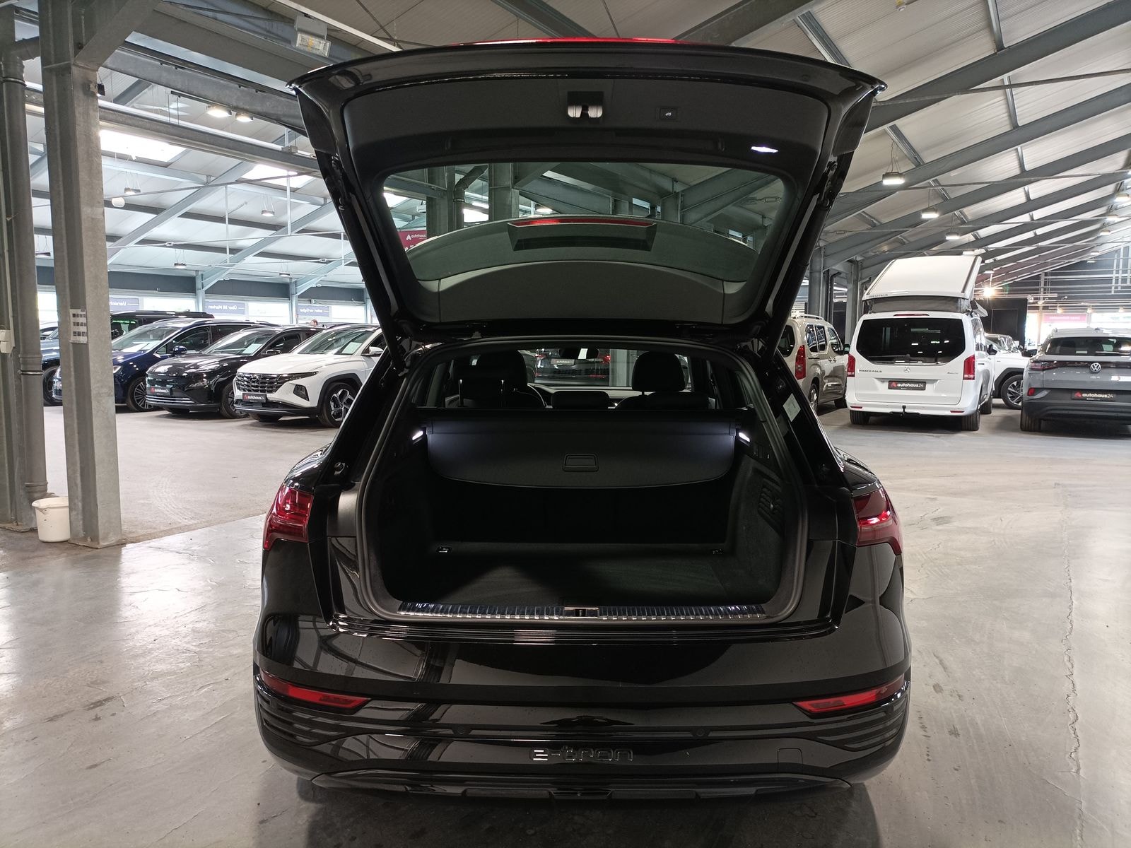 Audi Q8 e-tron SUV Q8 e-tron 50 quattro advanced #6