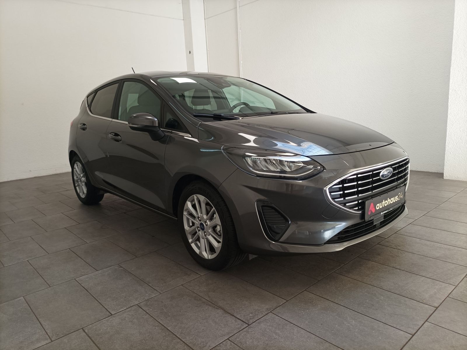 Ford Fiesta Limousine FORD Fiesta 1,0 EcoBoost 74kW S/S Active Schräghecklimousine #1