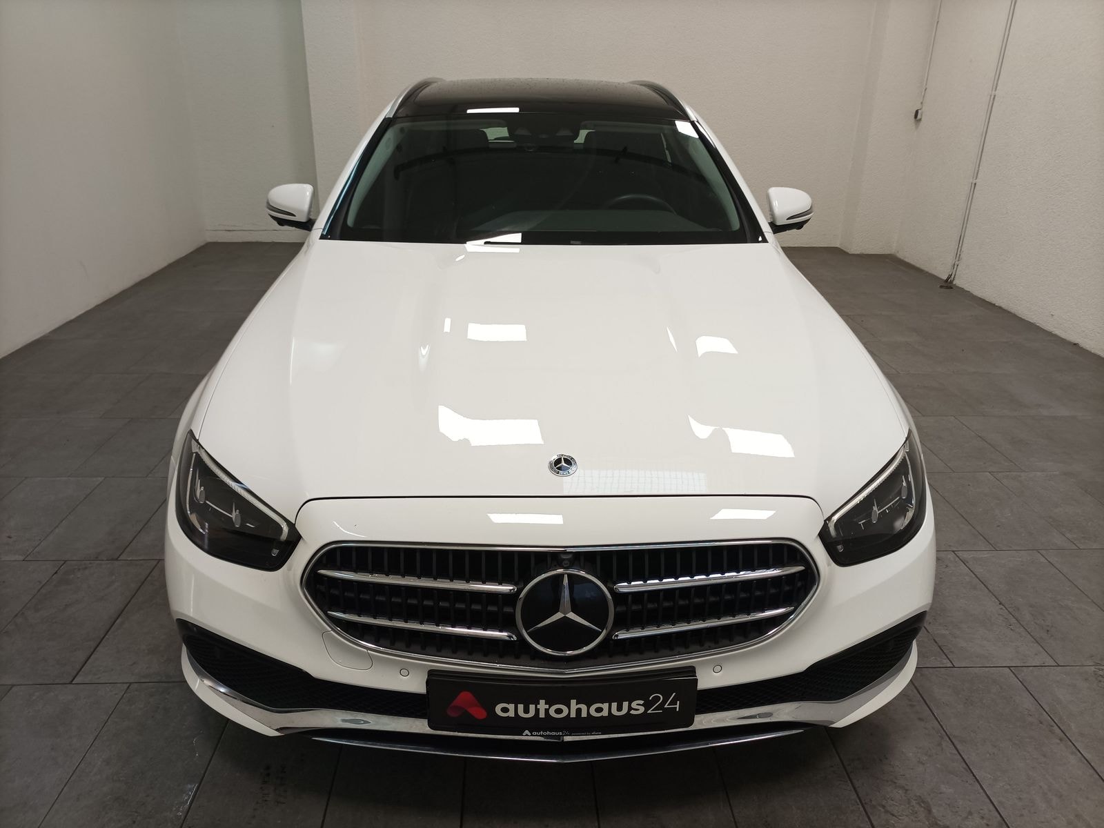 Mercedes Benz E-Klasse Kombi E 300 T de Avantgarde (EURO 6d) #2