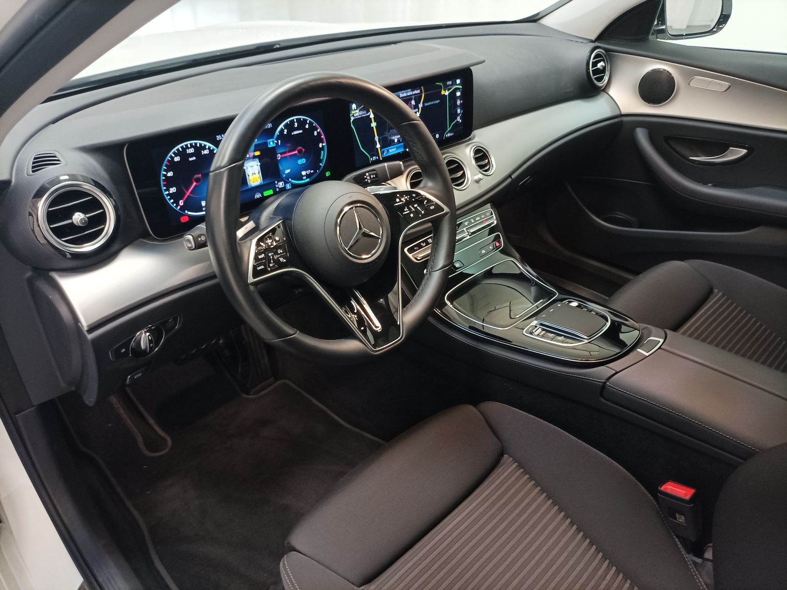 Mercedes Benz E-Klasse Kombi E 300 T de Avantgarde (EURO 6d) #8