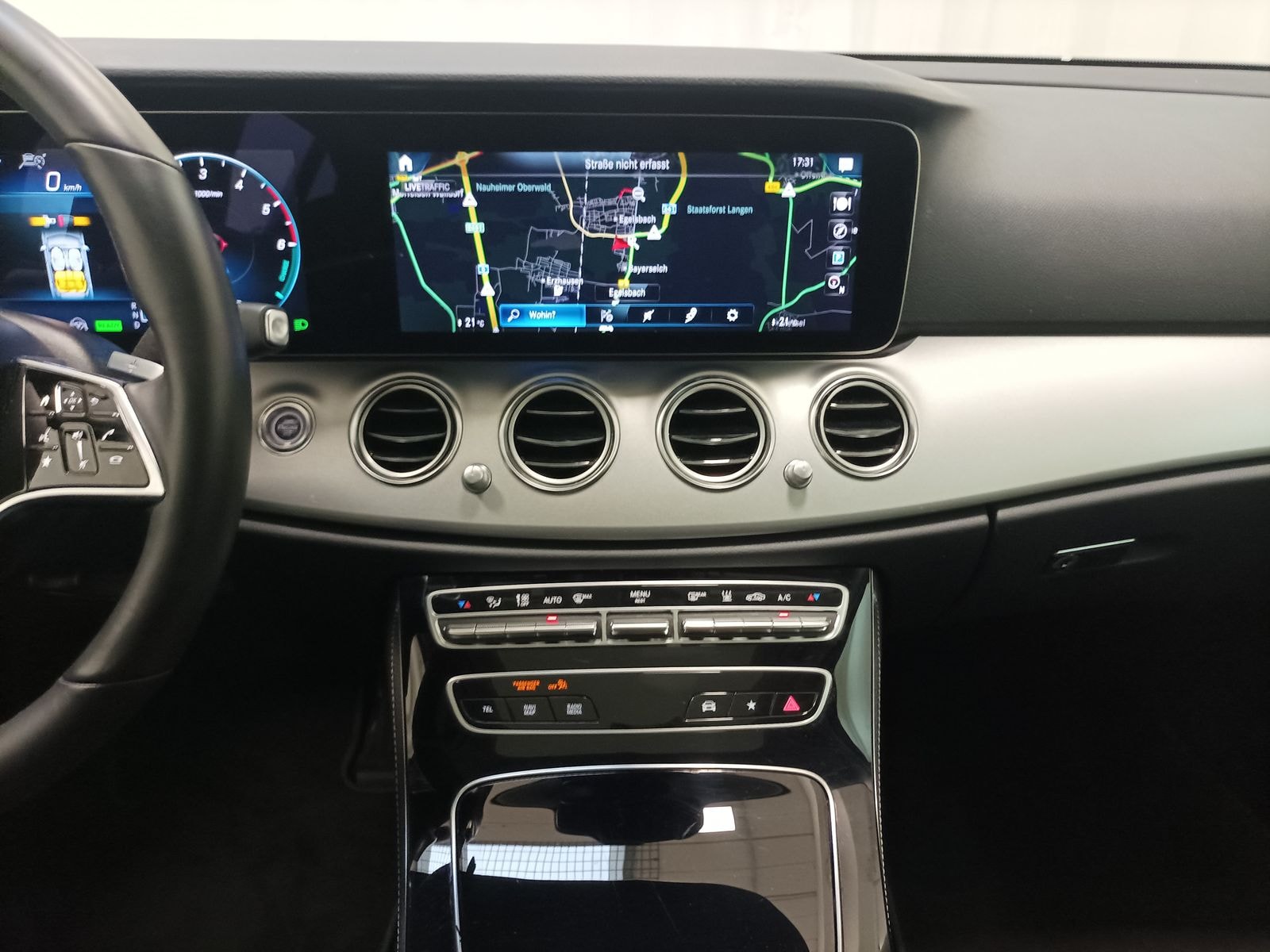 Mercedes Benz E-Klasse Kombi E 300 T de Avantgarde (EURO 6d) #12