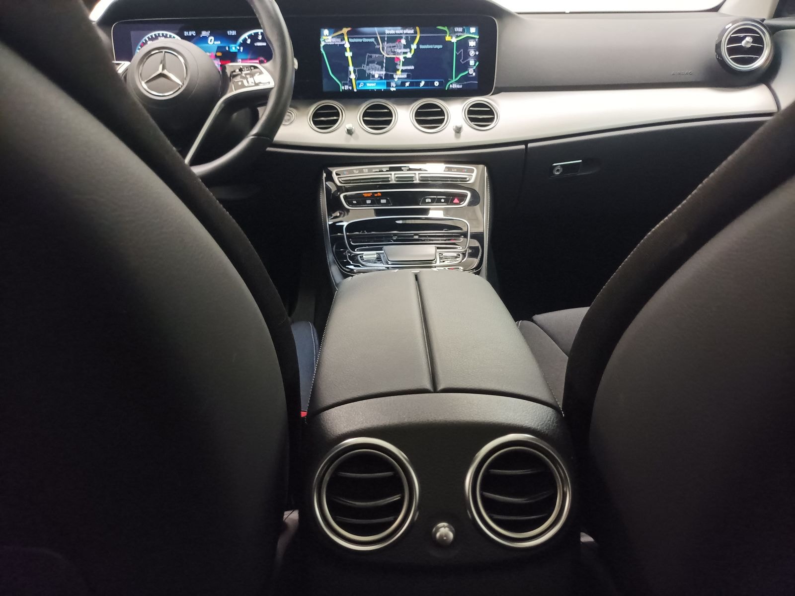 Mercedes Benz E-Klasse Kombi E 300 T de Avantgarde (EURO 6d) #15