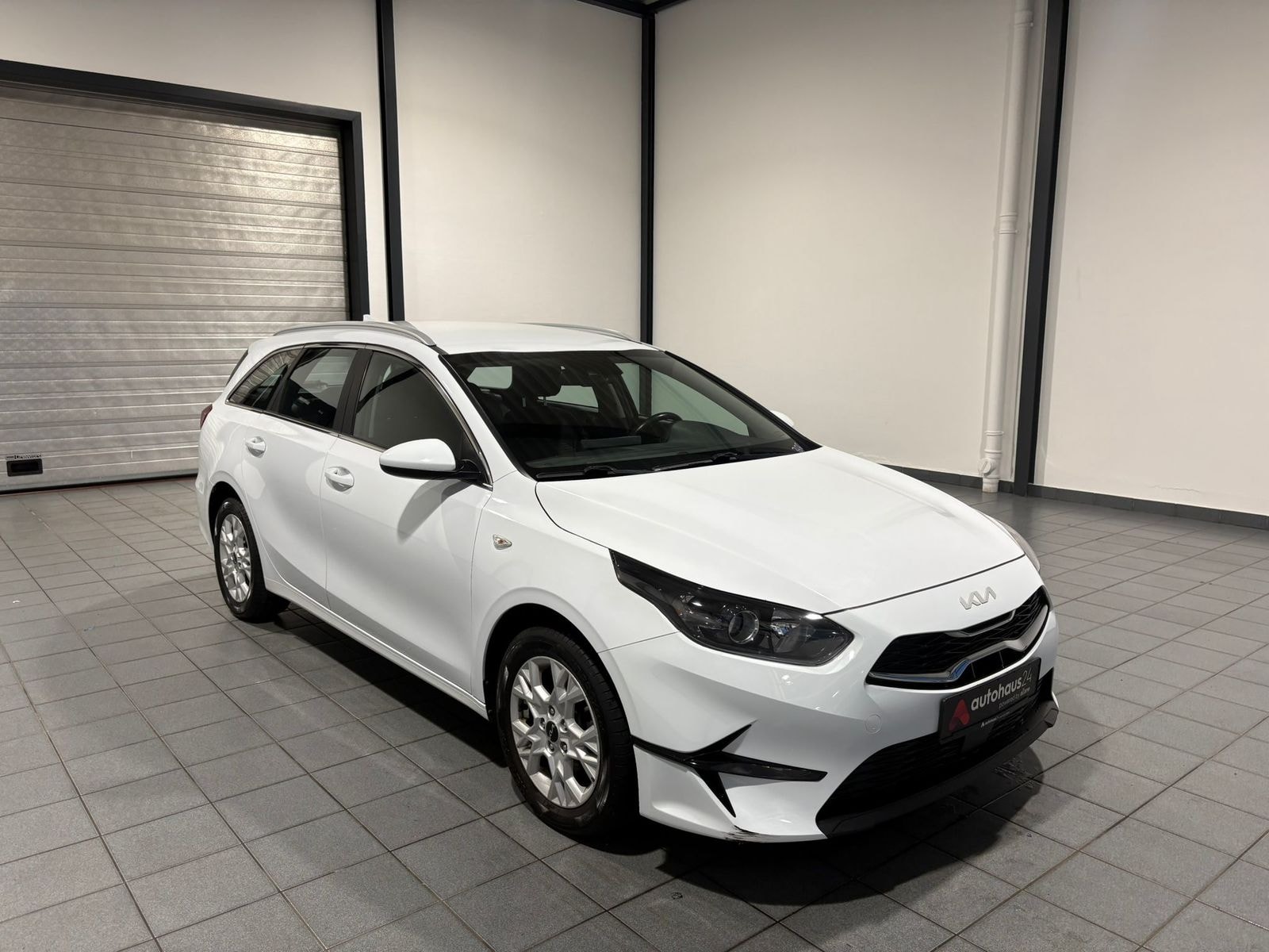 Kia Ceed Kombi KIA Ceed 1.6 CRDi MHEV 100kW Vision SW Kombi #1