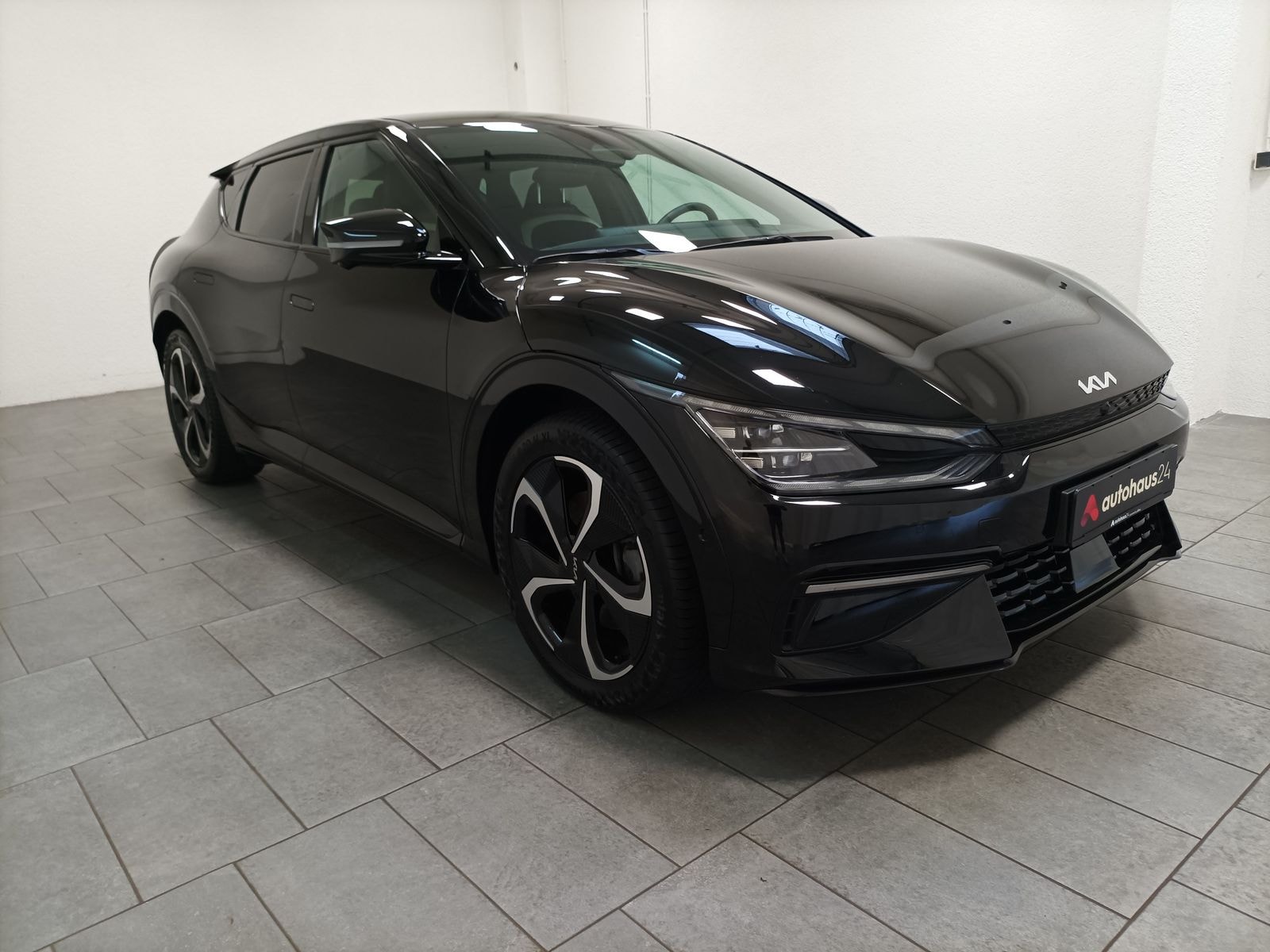 Kia EV6 SUV / Crossover / Geländewagen KIA EV6 77,4 kWh 239 kW Allradantrieb GT-Line Sports Utility Vehicle #1