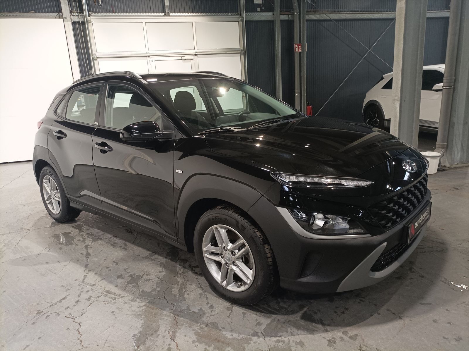 Hyundai Kona SUV / Crossover / Geländewagen HYUNDAI Kona 1.0 T-GDI Select Sports Utility Vehicle #1