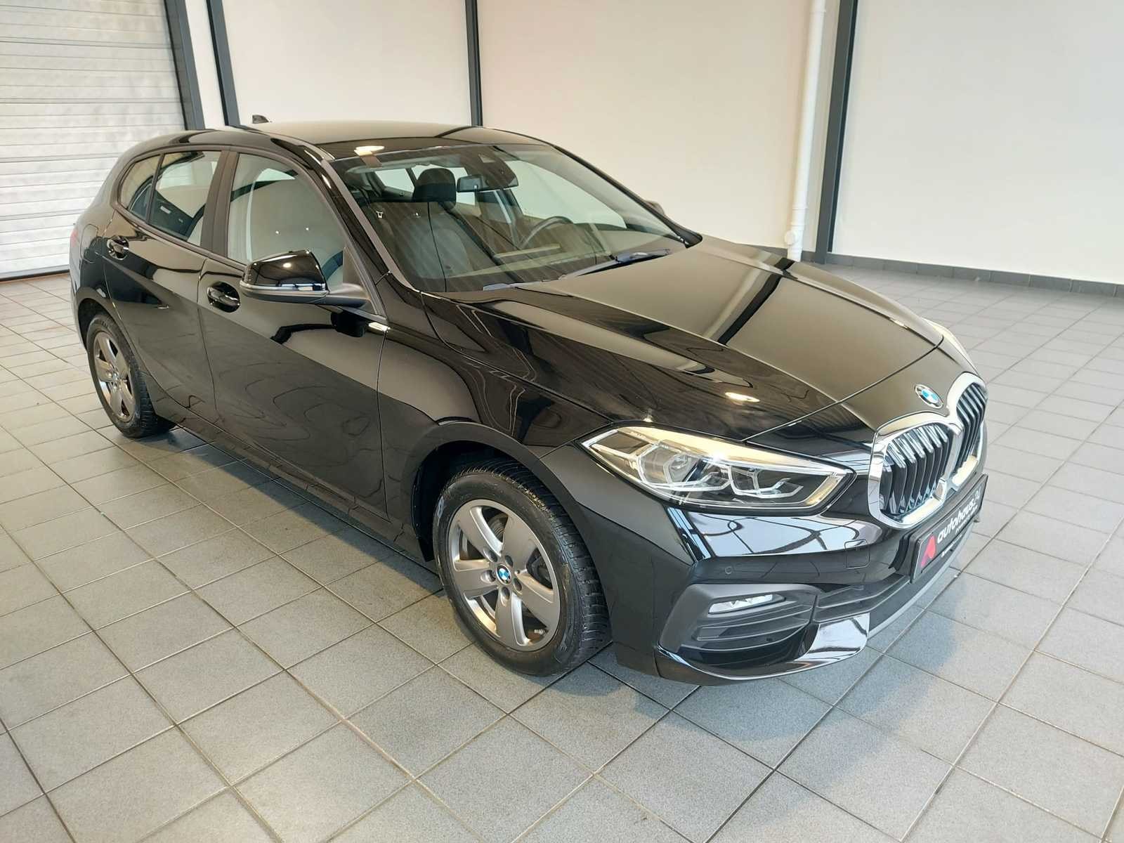 BMW 1er-Reihe Limousine BMW 1er-Reihe 118i Schräghecklimousine #1