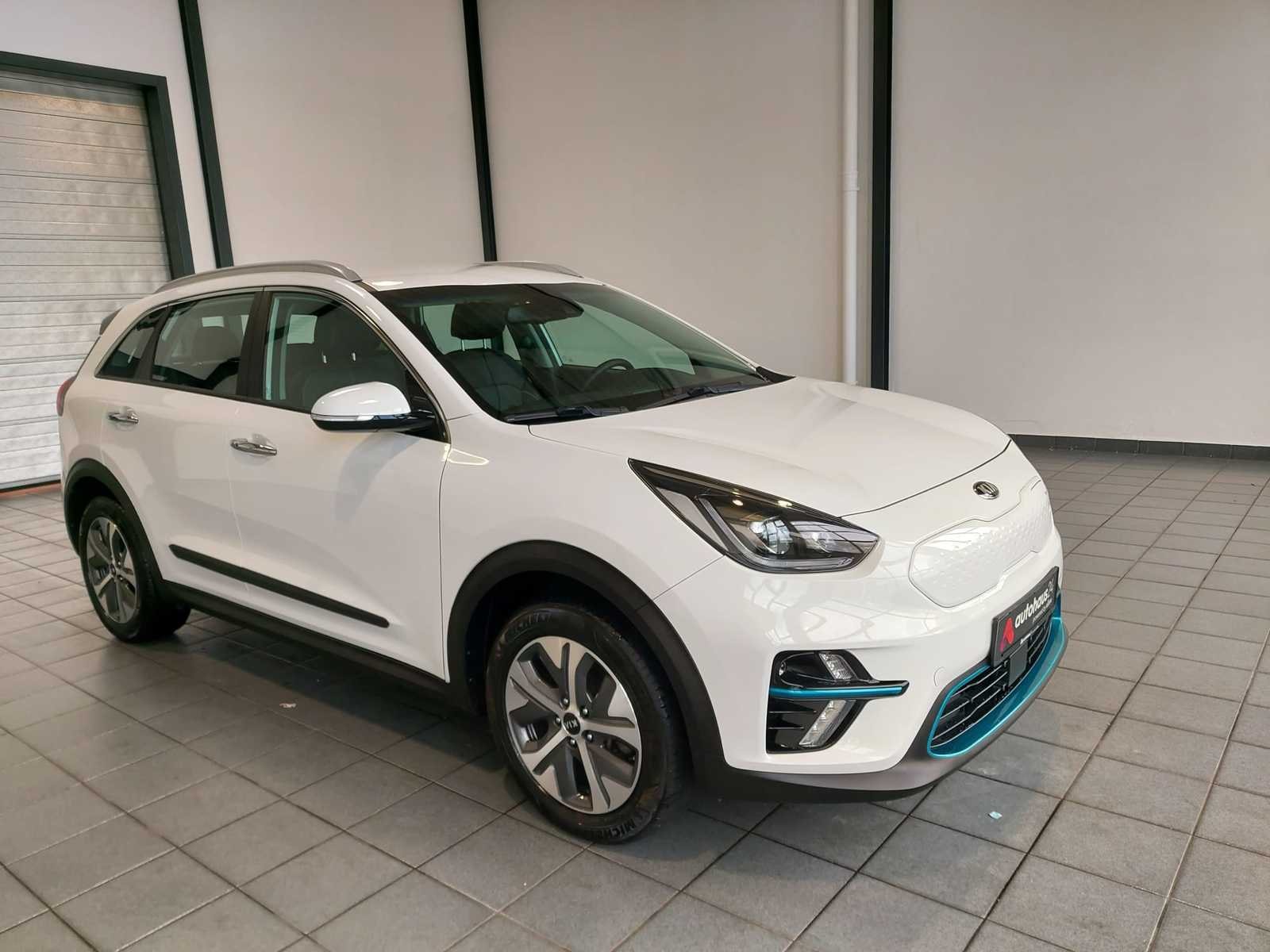 Kia Niro SUV / Crossover / Geländewagen KIA Niro e-Niro 150kW Spirit Schräghecklimousine #1
