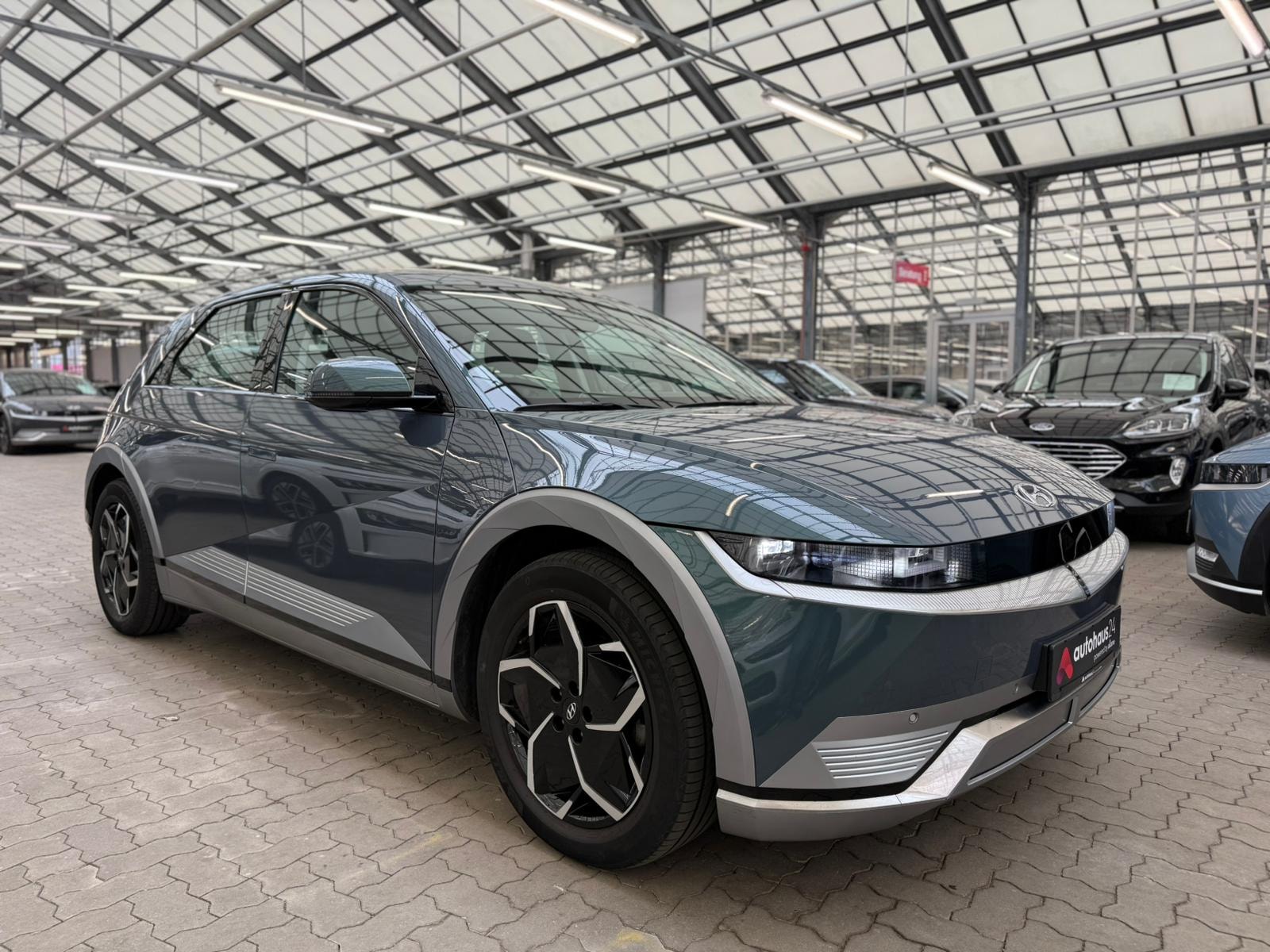 Hyundai IONIQ 5 Limousine HYUNDAI IONIQ 5 72,6 kWh 160 kW Heckantrieb Sports Utility Vehicle #1