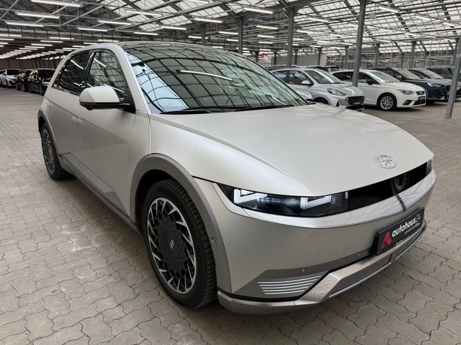 Hyundai IONIQ 5 Limousine HYUNDAI IONIQ 5 72,6 kWh 160 kW Heckantrieb Sports Utility Vehicle #1