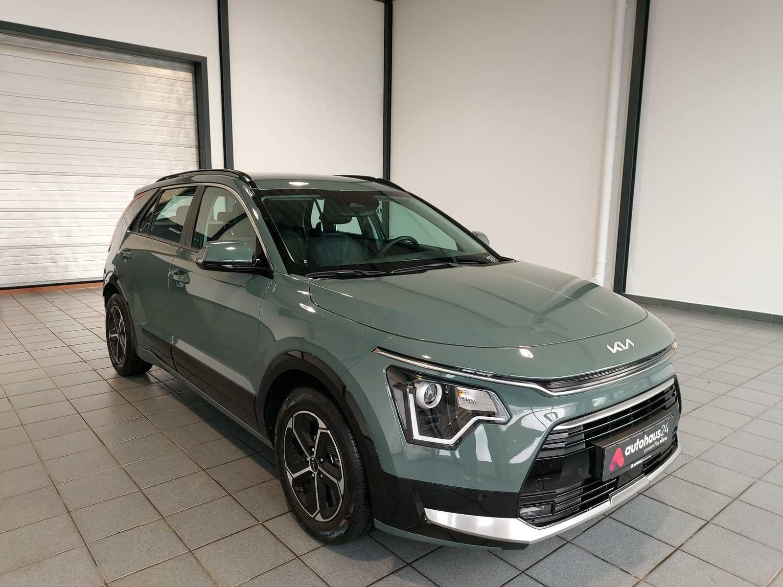 Kia Niro SUV / Crossover / Geländewagen KIA Niro 1.6 GDI Plug-in Hybrid Spirit Schräghecklimousine #1