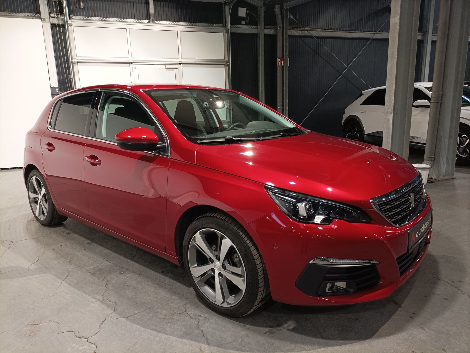 Peugeot 308 Limousine PEUGEOT 308 BlueHDi 130 Active Schräghecklimousine #1