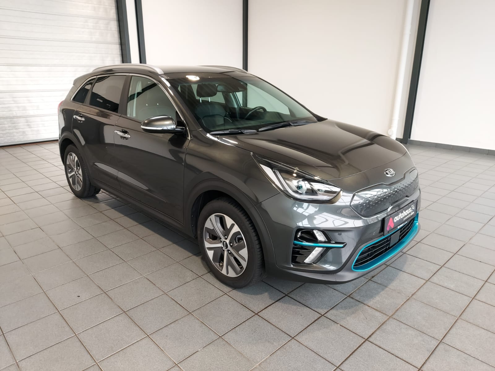 Kia Niro SUV / Crossover / Geländewagen KIA Niro e-Niro 150kW Spirit Schräghecklimousine #1