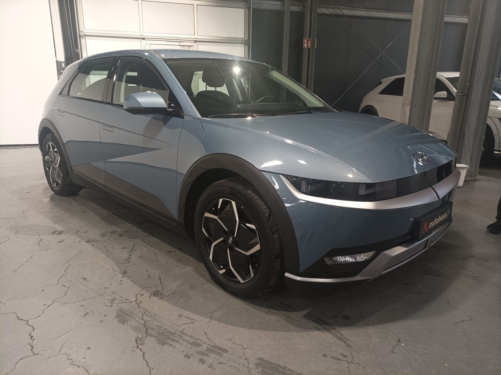 Hyundai IONIQ 5 Limousine HYUNDAI IONIQ 5 58 kWh 125 kW Heckantrieb Sports Utility Vehicle #1