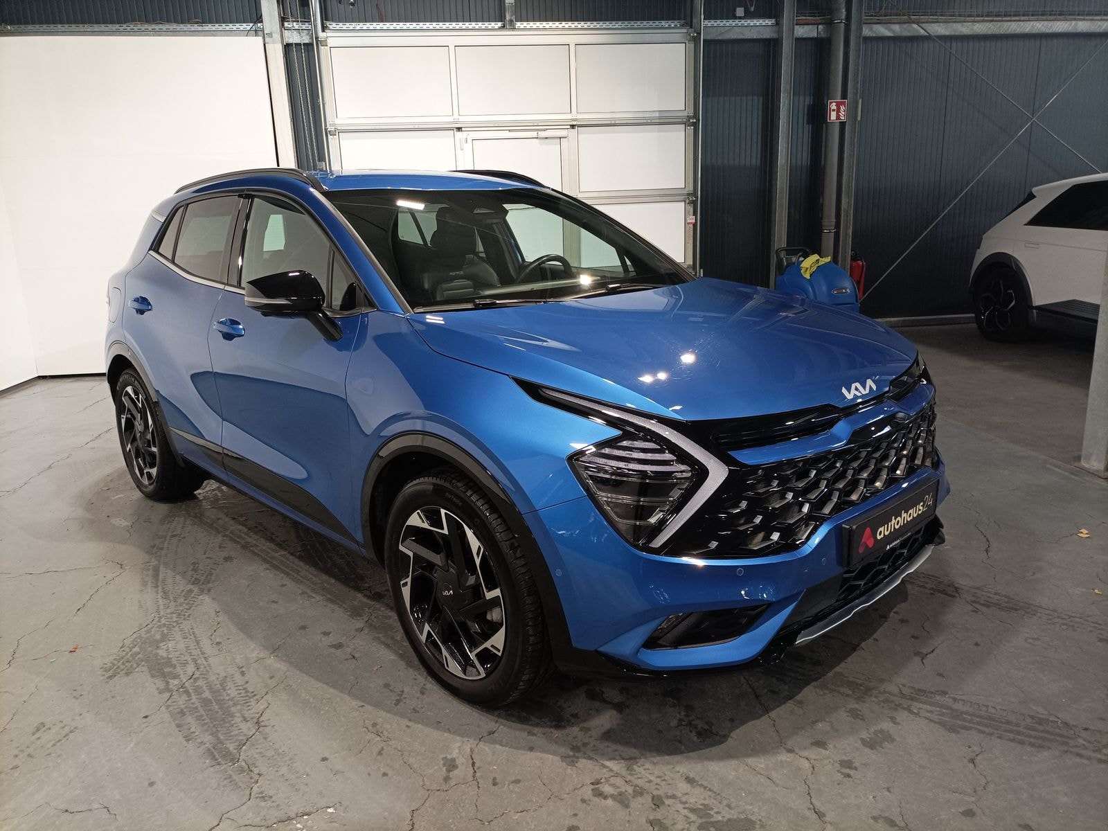 Kia Sportage SUV / Crossover / Geländewagen KIA Sportage 1.6 T-GDI Plug-in Hybrid Auto 4WD Sports Utility Vehicle #1