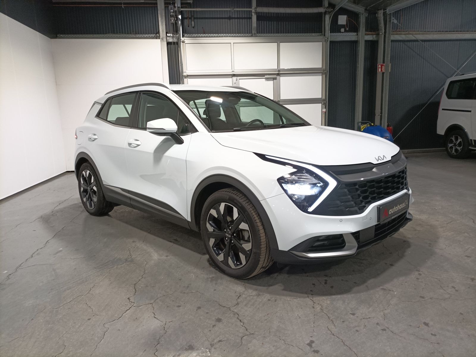 Kia Sportage SUV / Crossover / Geländewagen KIA Sportage 1.6 T-GDI Plug-in Hybrid Auto 4WD Sports Utility Vehicle #1