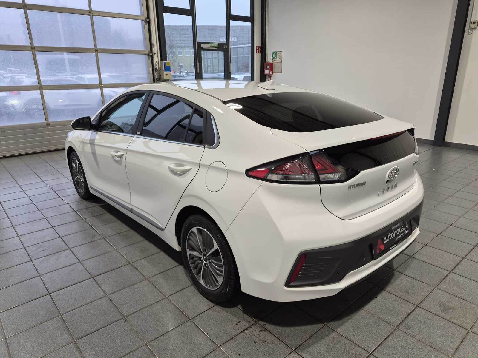 Hyundai IONIQ Limousine IONIQ 1.6 GDI Style-Paket Plug-In Hybrid (EURO 6d) #4