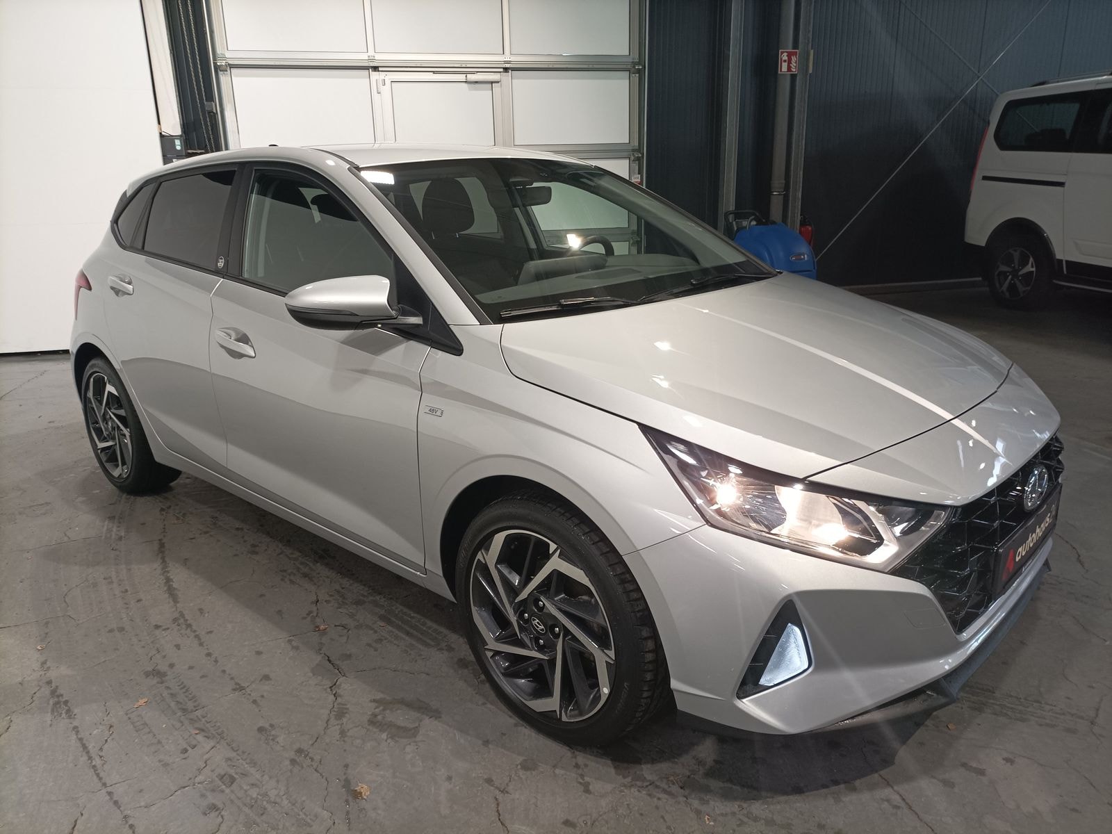 Hyundai i20 Limousine HYUNDAI i20 1.0 T-GDI 74kW Edition 30+ Schräghecklimousine #1