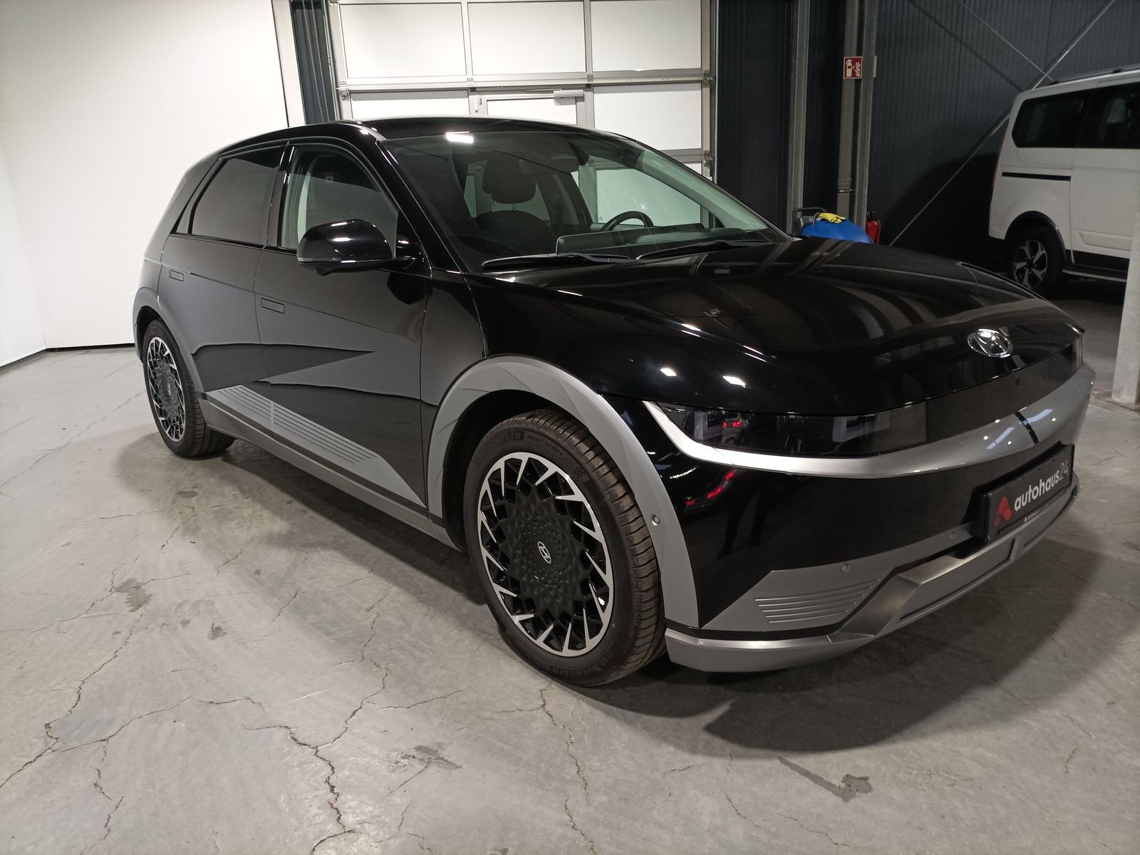 Hyundai IONIQ 5 Limousine HYUNDAI IONIQ 5 72,6 kWh 160 kW Heckantrieb Sports Utility Vehicle #1