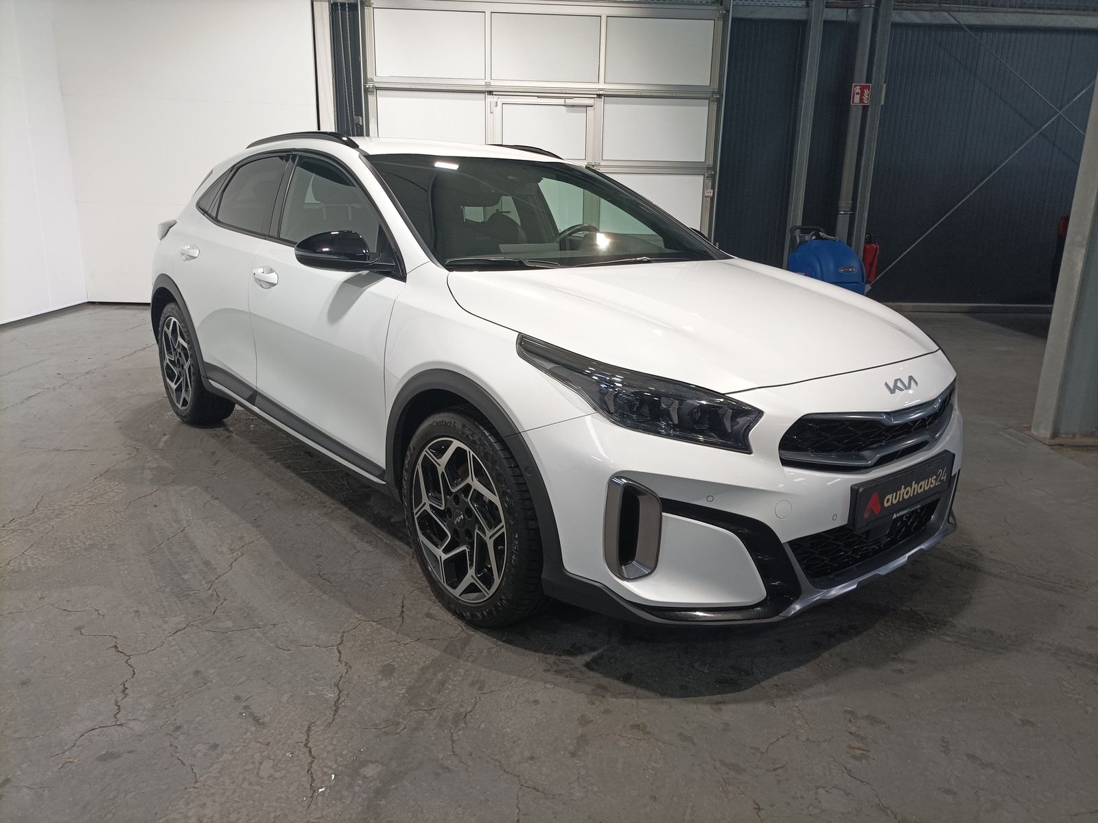 Kia XCeed SUV / Crossover / Geländewagen KIA XCeed 1.6 T-GDI DCT GT-Line Sports Utility Vehicle #1