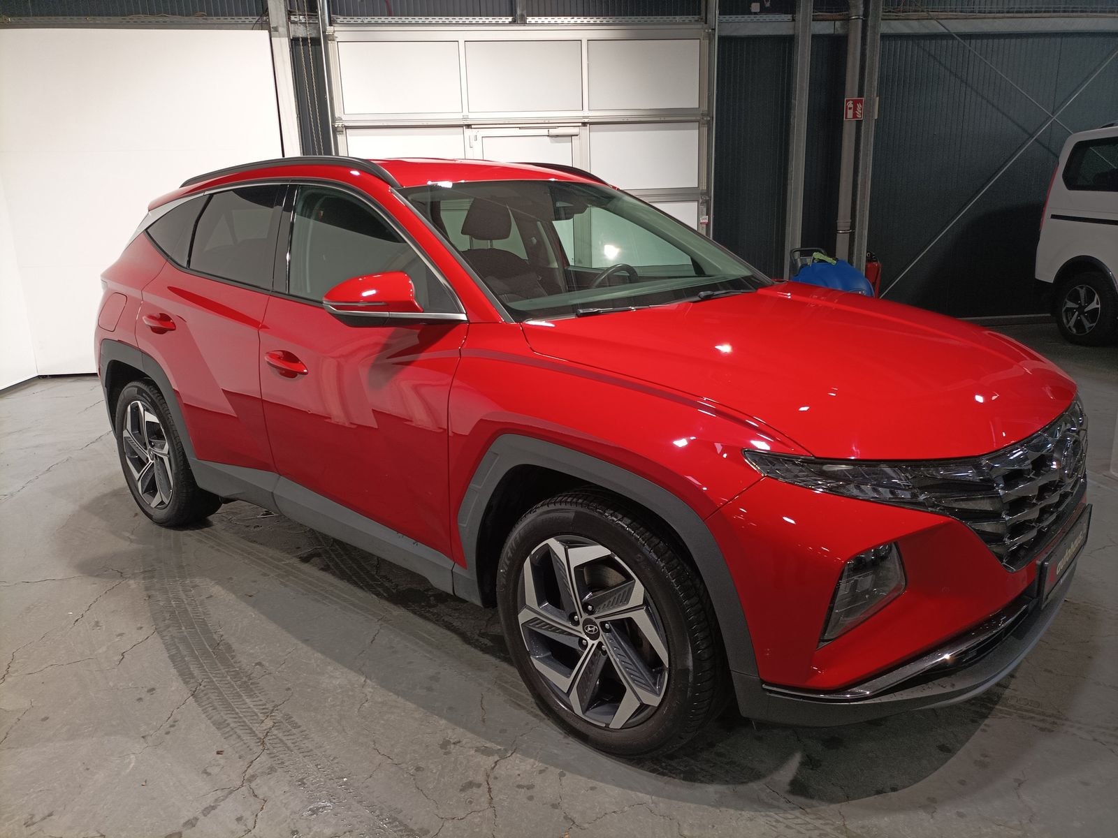 Hyundai Tucson SUV / Crossover / Geländewagen HYUNDAI Tucson 1.6 T-GDI Plug-in Hybrid 4WD Auto Sports Utility Vehicle #1