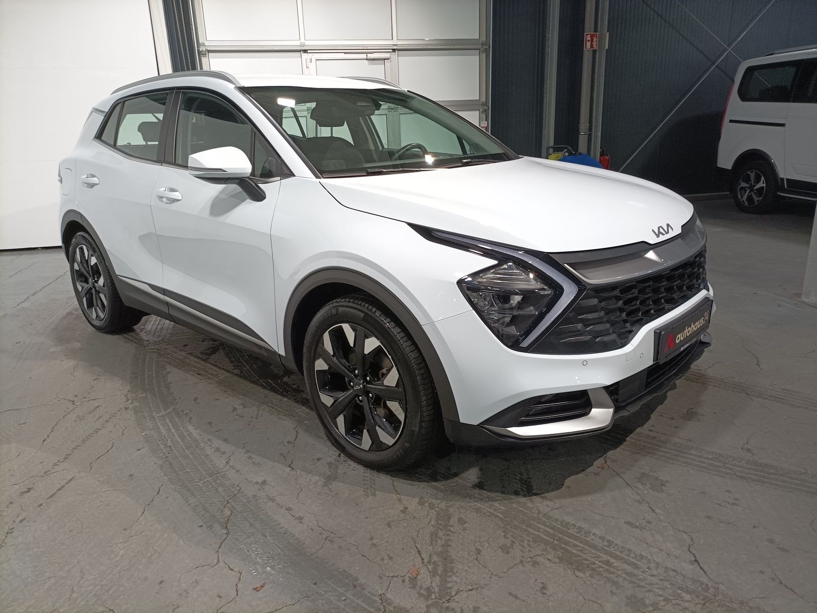 Kia Sportage SUV / Crossover / Geländewagen KIA Sportage 1.6 T-GDI Plug-in Hybrid Auto 4WD Sports Utility Vehicle #1