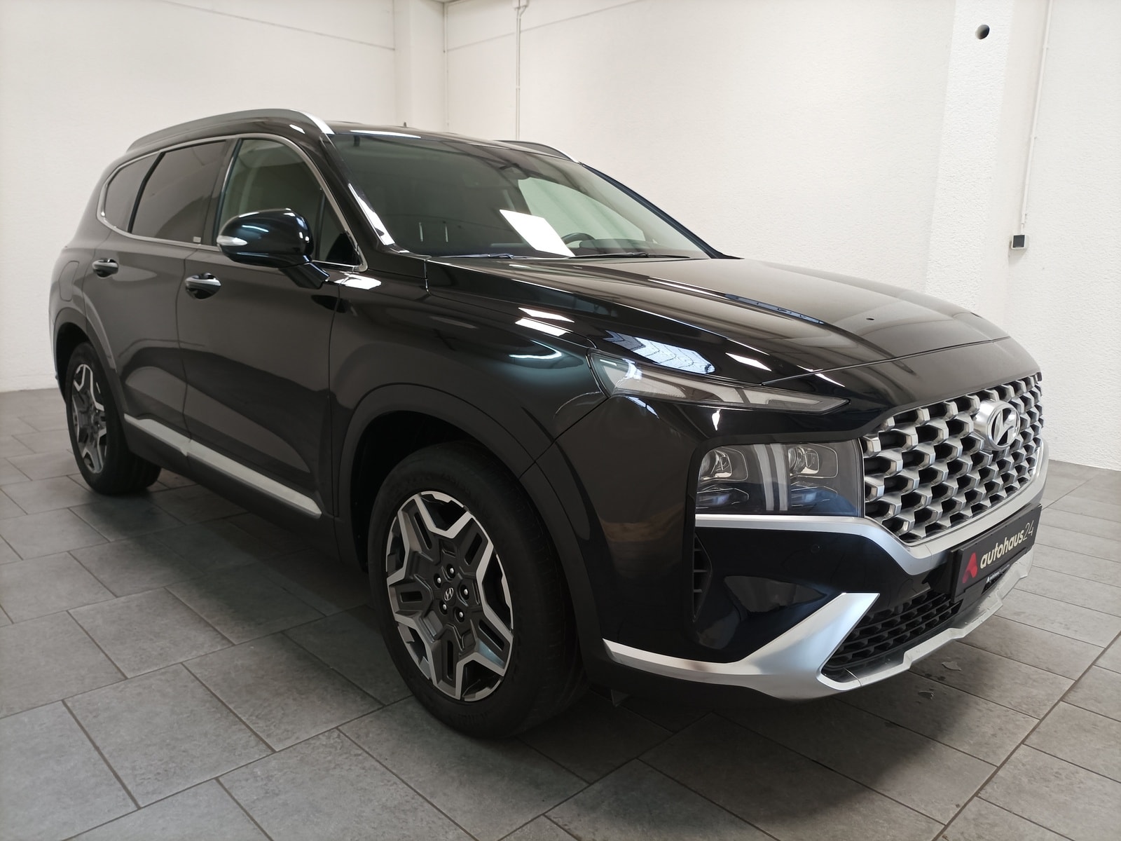 Hyundai Santa Fe SUV / Crossover / Geländewagen HYUNDAI Santa Fe 1.6 T-GDI Plug-in Hybrid Prime 4WD Auto Sports Utility Vehicle #1